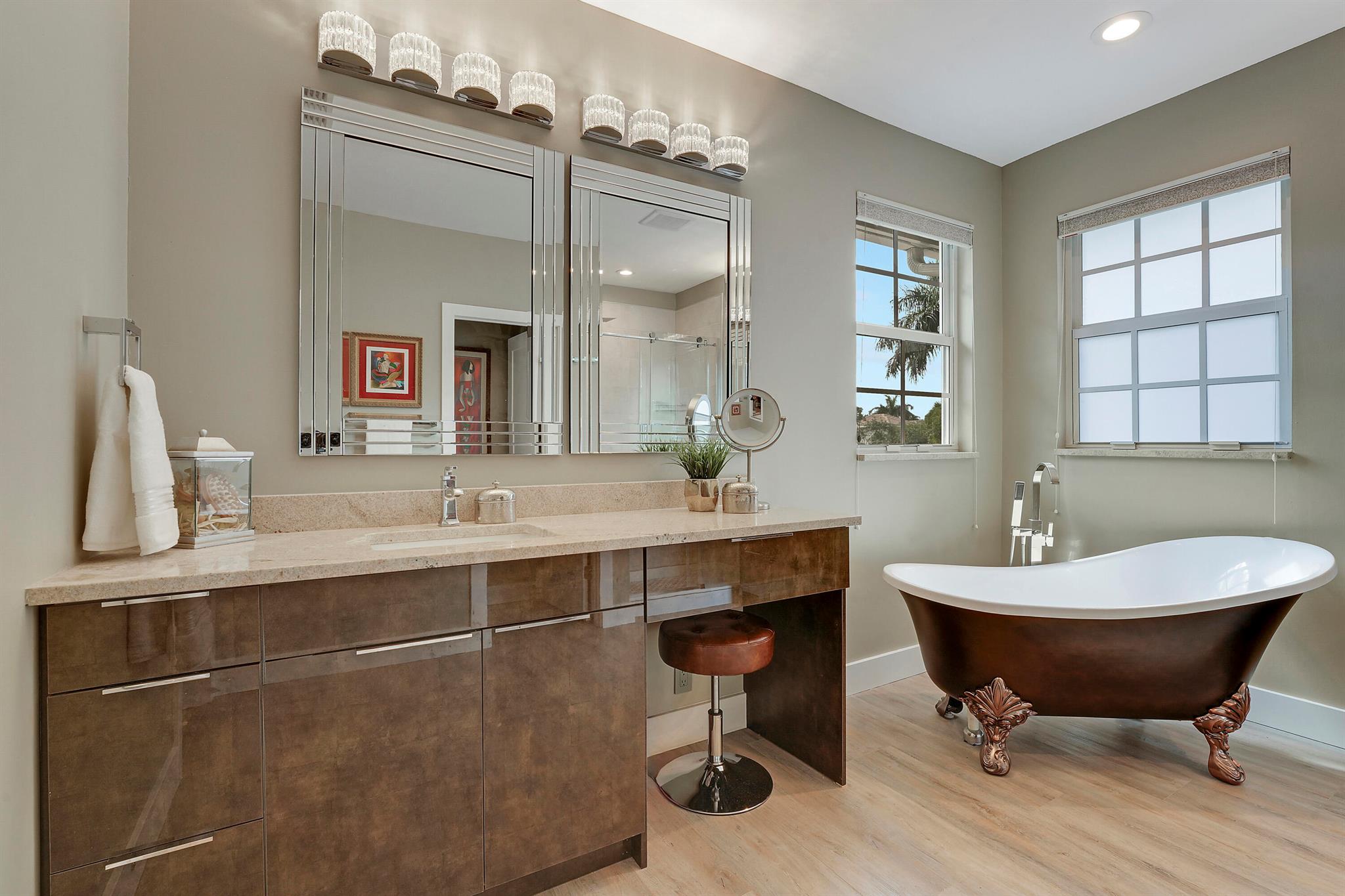 PINES ON PENNOCK LANE PUD - Residential Lease