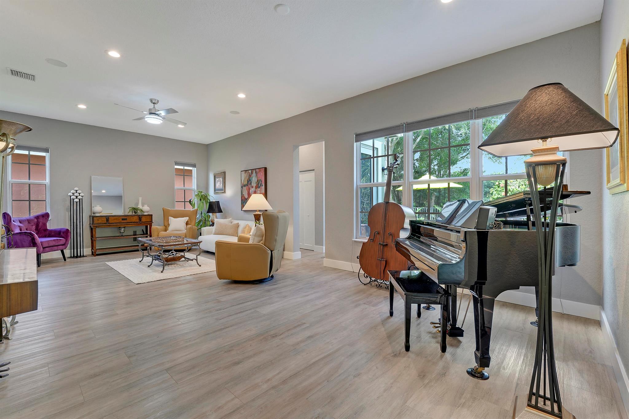 PINES ON PENNOCK LANE PUD - Residential Lease