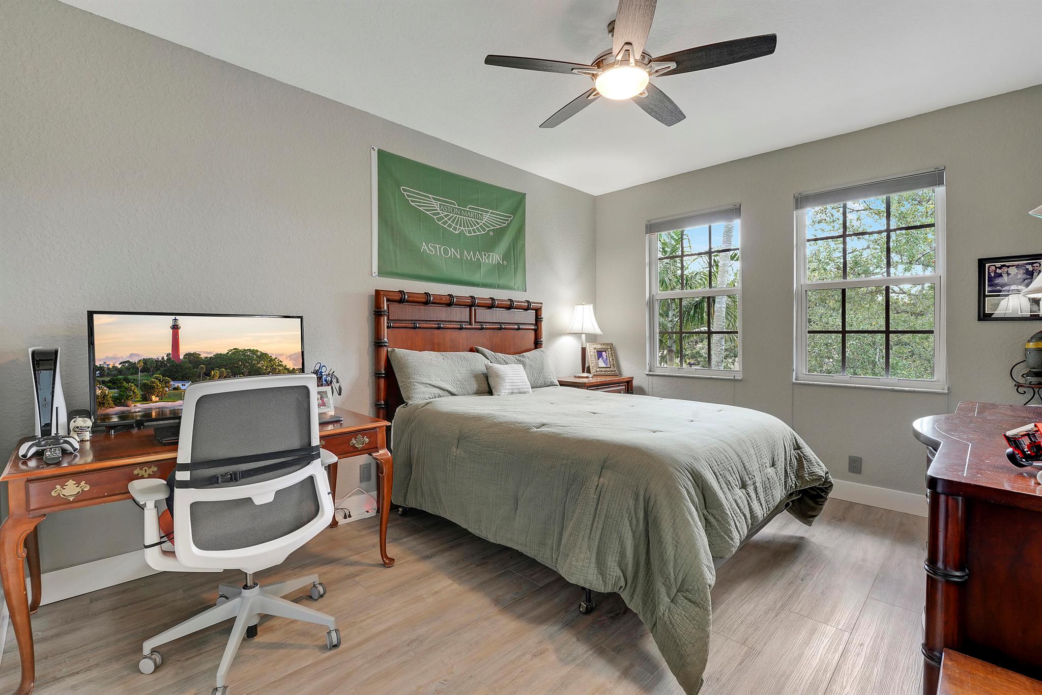 PINES ON PENNOCK LANE PUD - Residential Lease