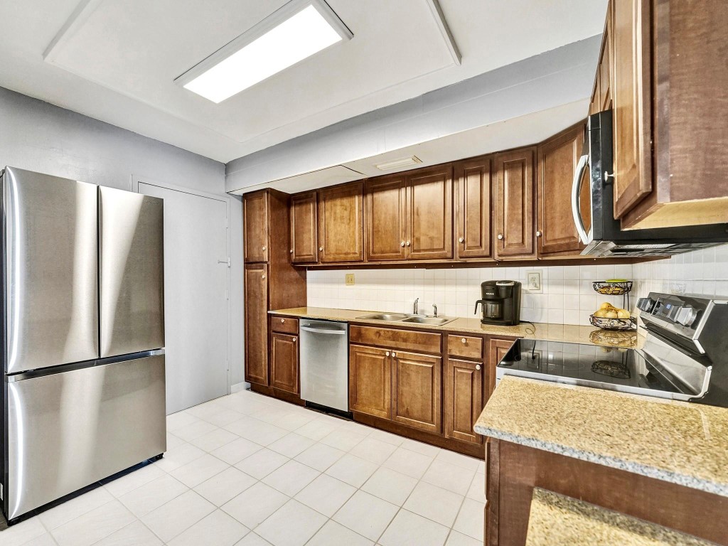 Allington Towers - Residential