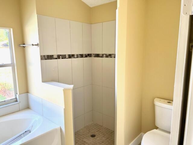 PORT ST LUCIE SECTION 8 - Residential