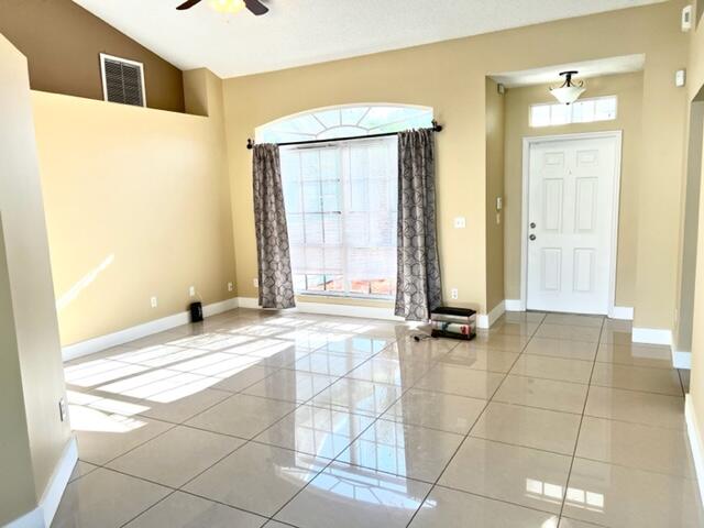 PORT ST LUCIE SECTION 8 - Residential