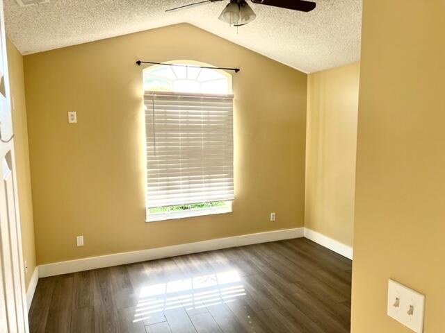 PORT ST LUCIE SECTION 8 - Residential