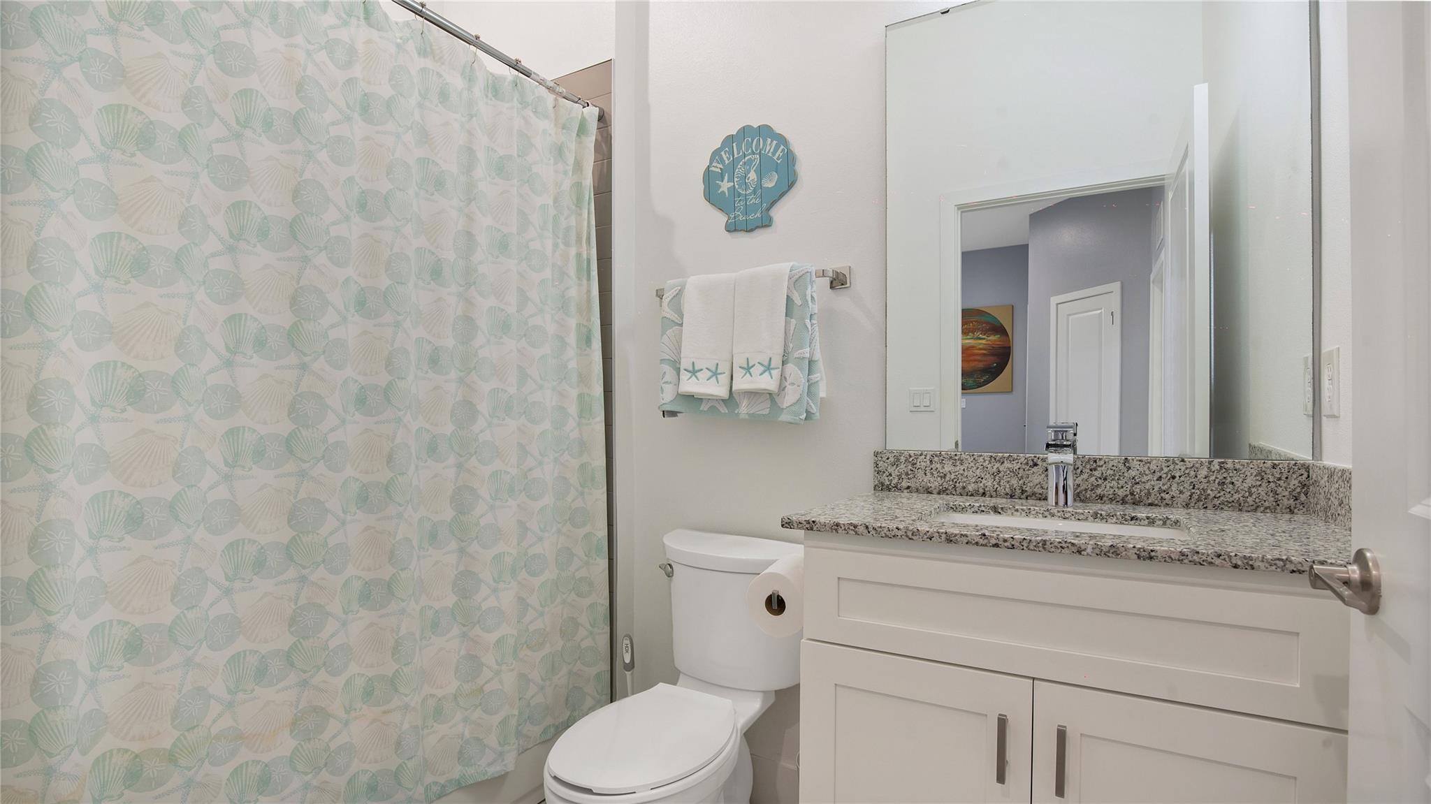 CONDO SOHO AT LAKESIDE - Residential