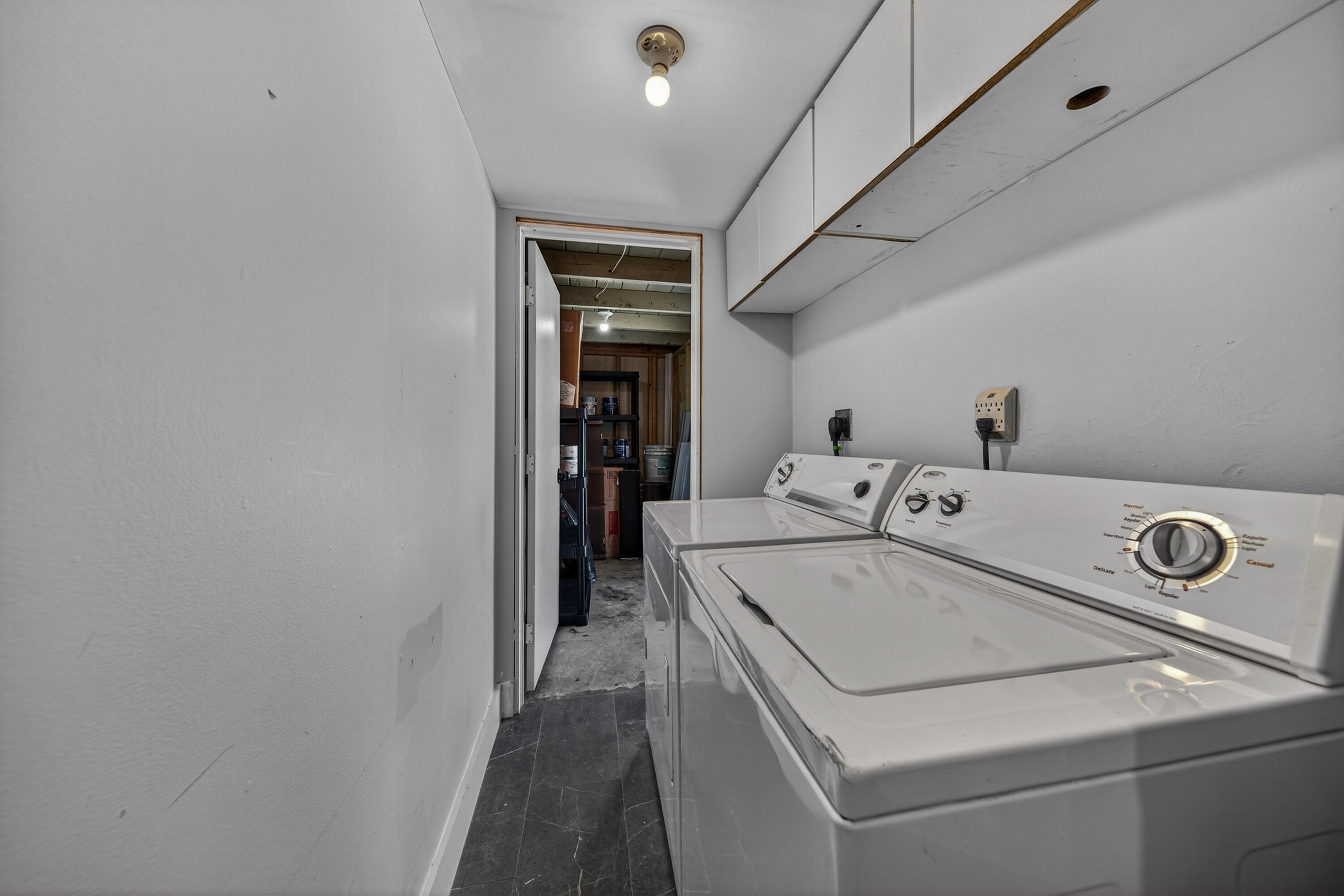 CORAL POINT - Residential