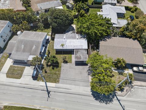 1908 NE 26th Street Wilton Manors FL 33305