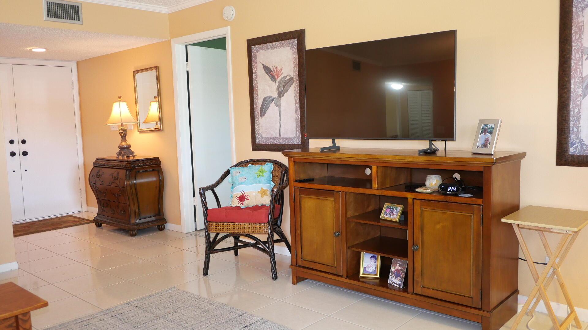 5675 Spindle Palm Court C