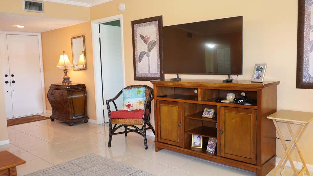 Photo of 5675 Spindle Palm Court #C, Delray Beach, FL 33484 (MLS # R11104455)