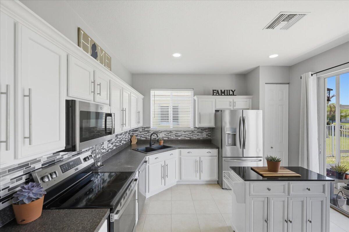 LAKEFOREST PHASE IV - Residential