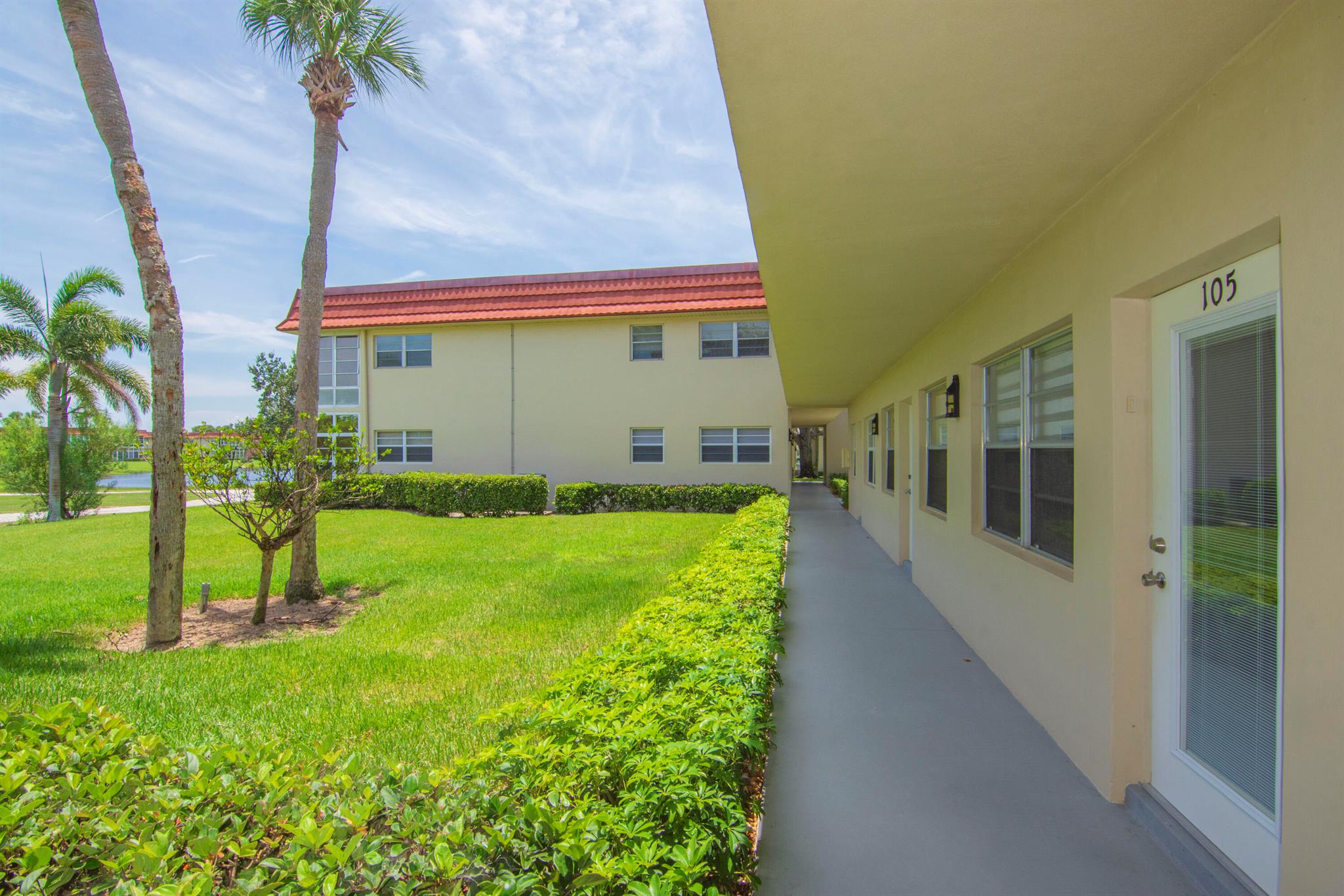 69 Royal Oak Court 105