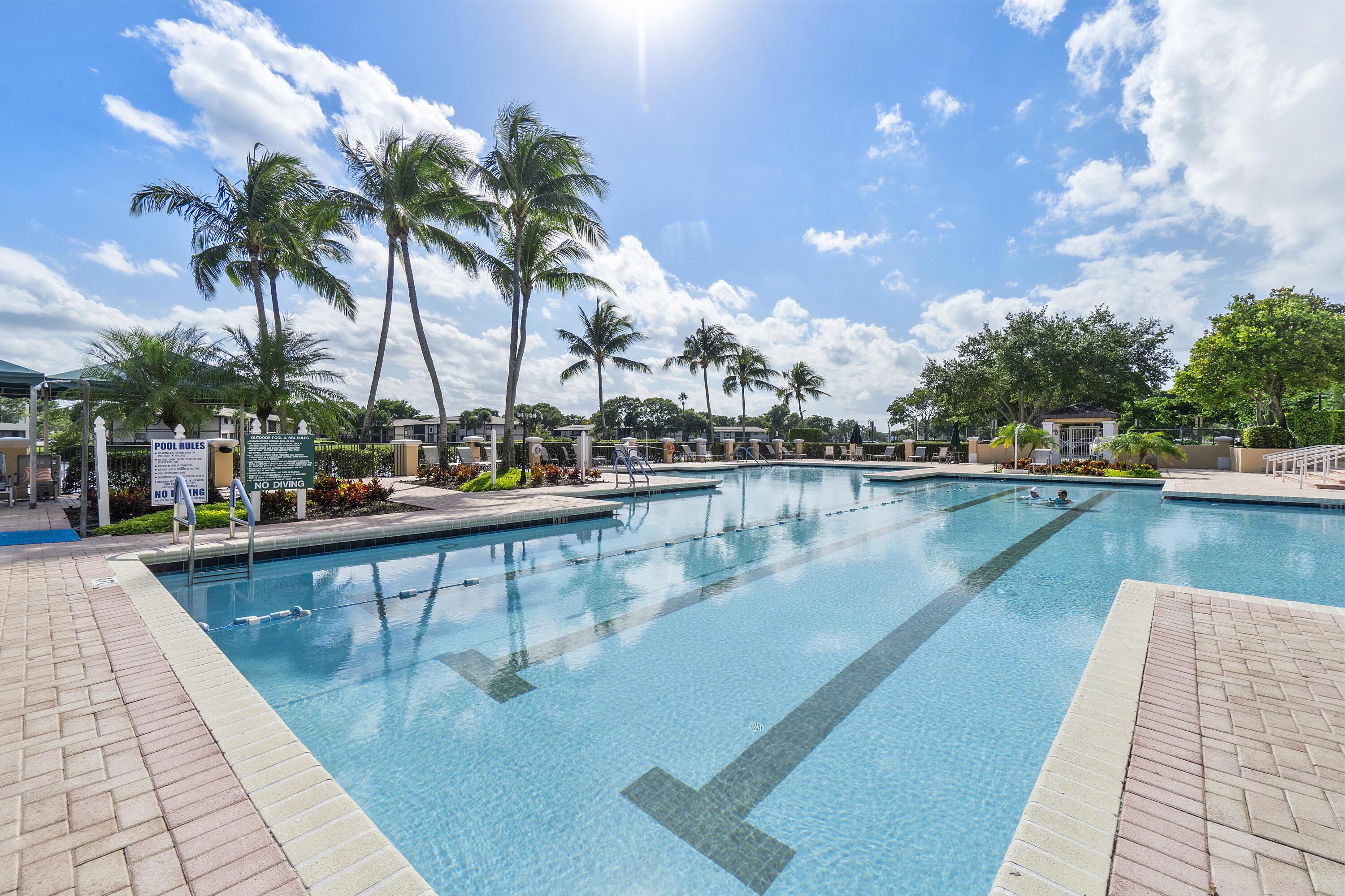 GRANVILLE CONDOMINIUM G - Residential