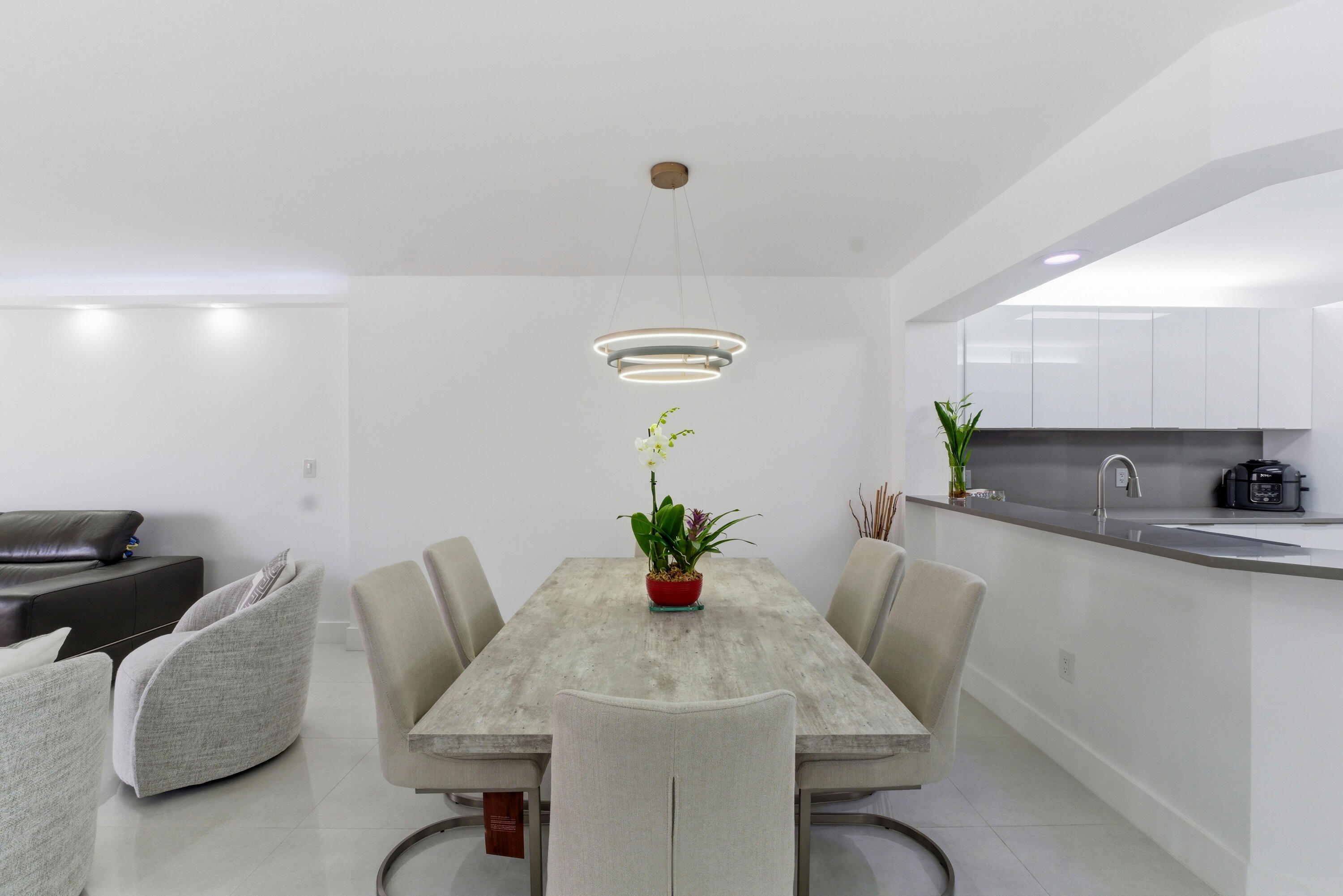 GRANVILLE CONDOMINIUM G - Residential