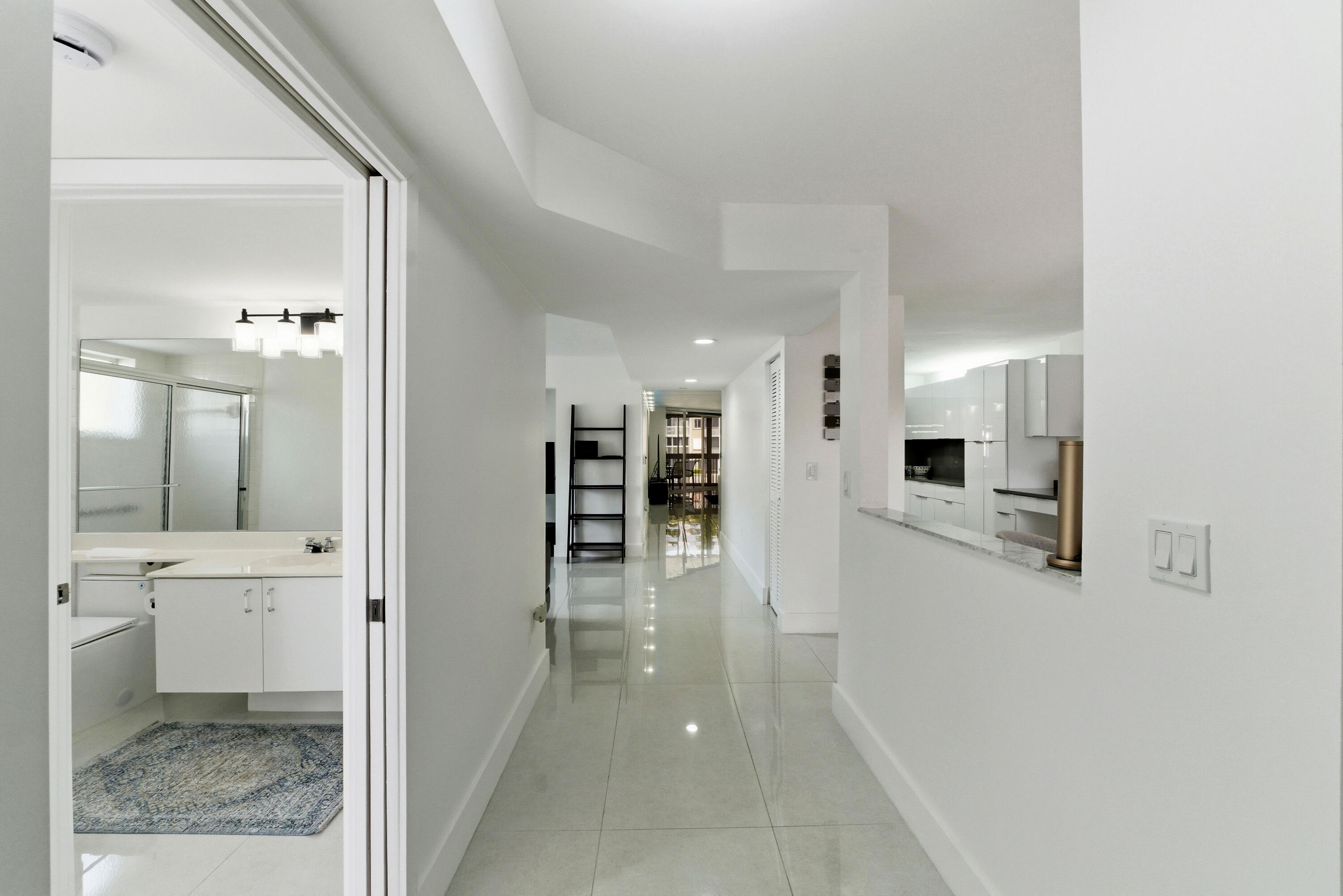 GRANVILLE CONDOMINIUM G - Residential