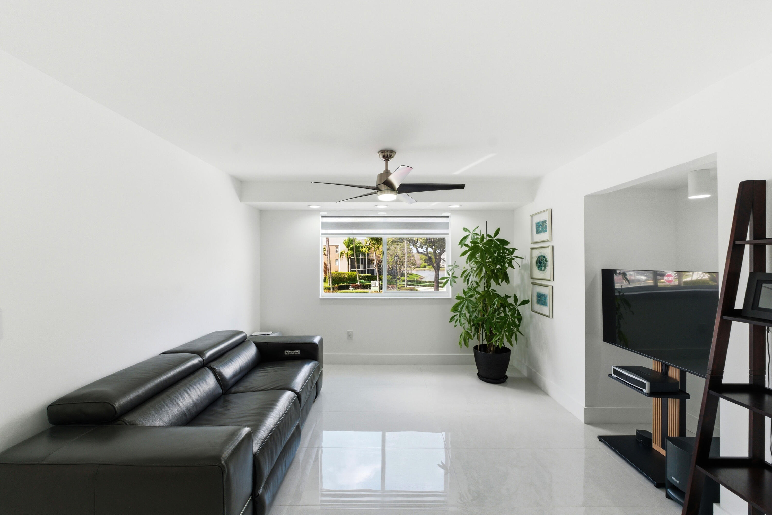 GRANVILLE CONDOMINIUM G - Residential