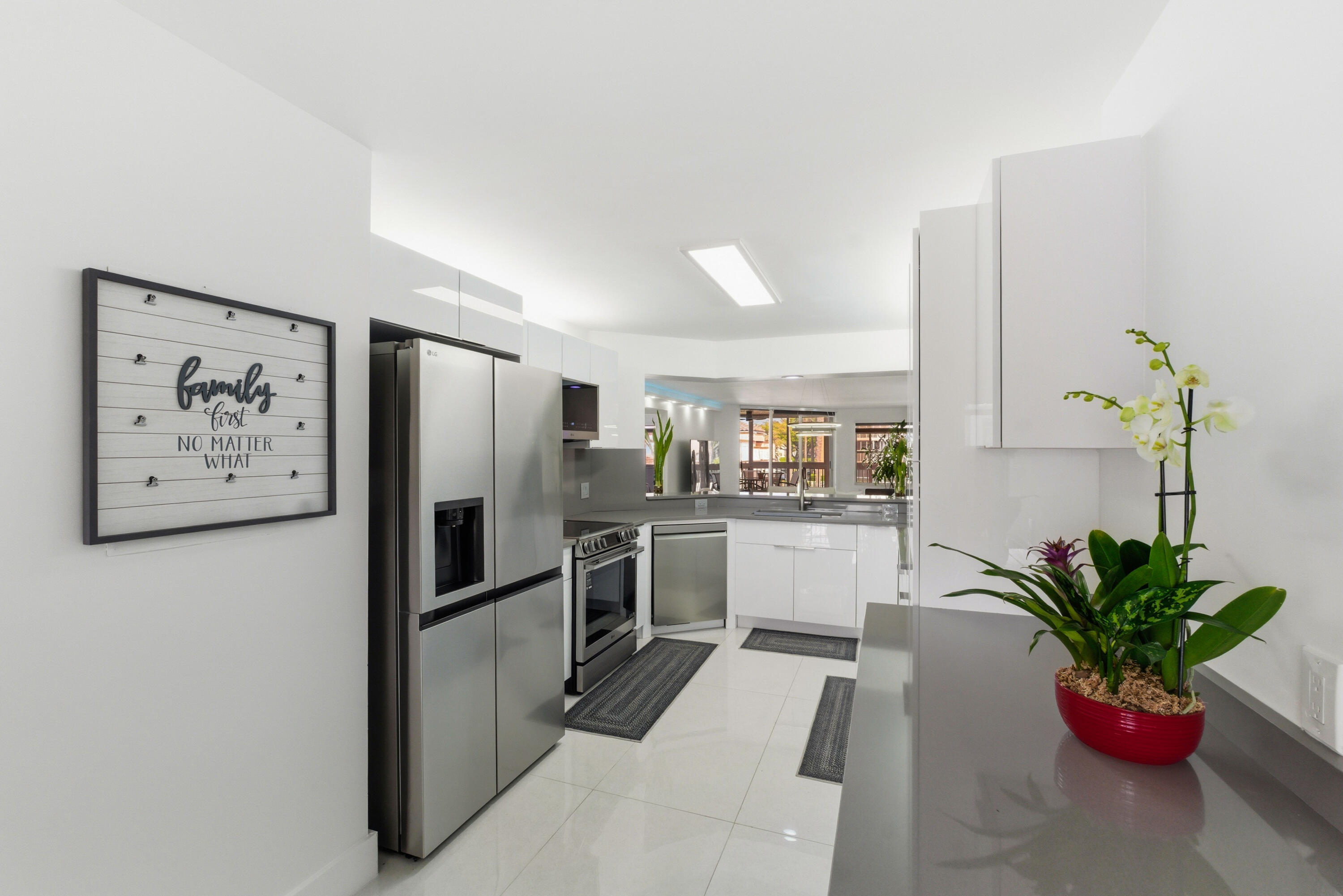 GRANVILLE CONDOMINIUM G - Residential