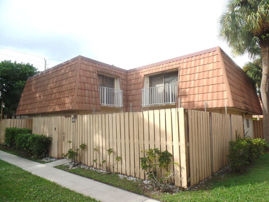 Photo of 843 Blue Ridge Circle, West Palm Beach, FL 33409 (MLS # R11149045)