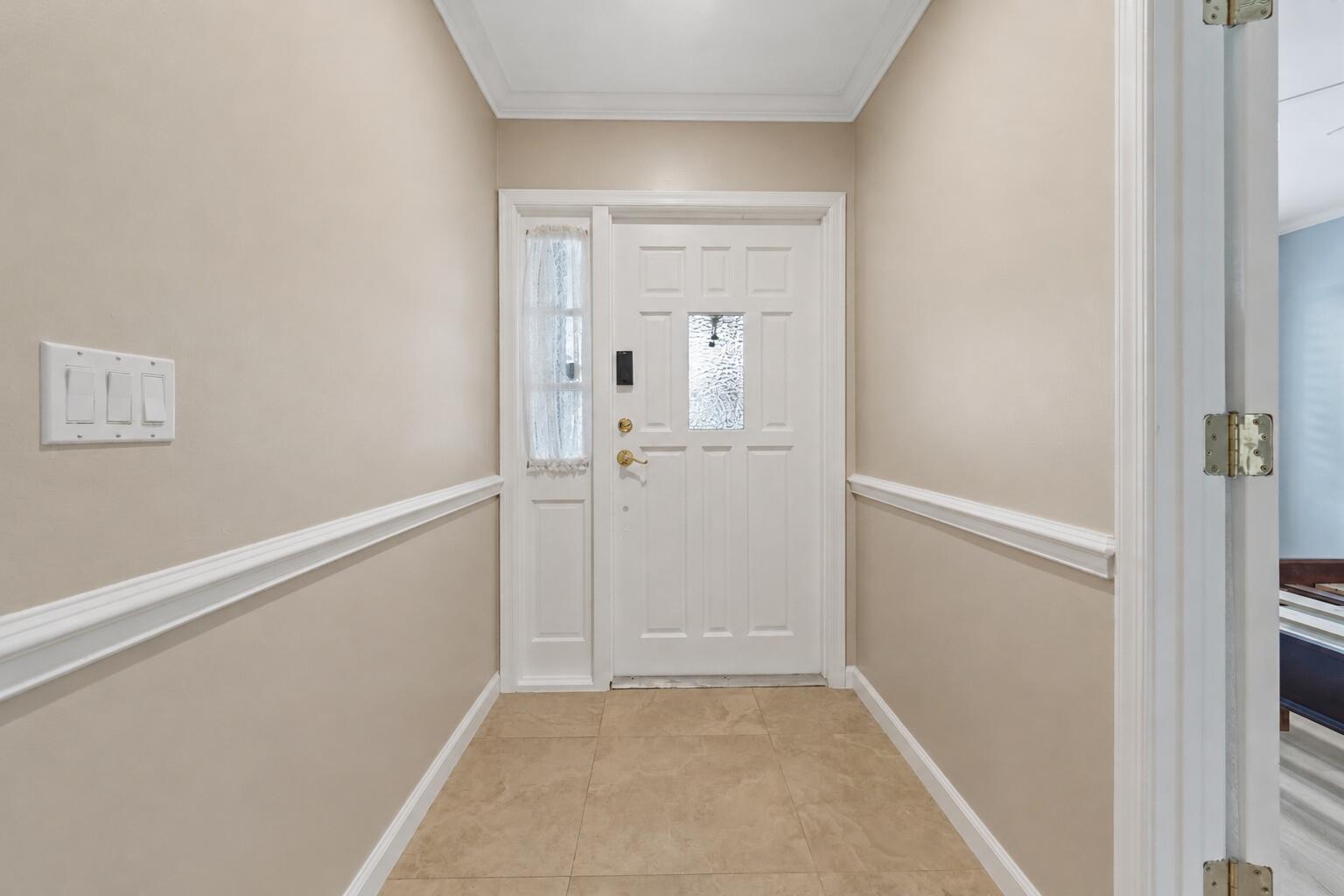 65 Balfour Road E