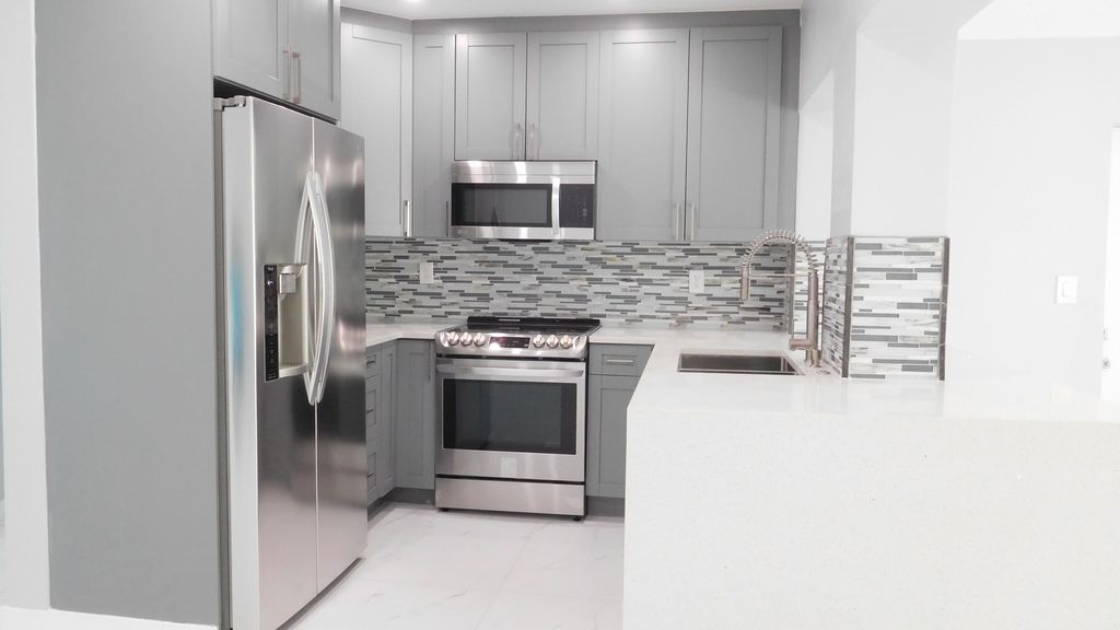 Photo of 258 NE 22nd Street, Delray Beach, FL 33444 (MLS # R10997426)