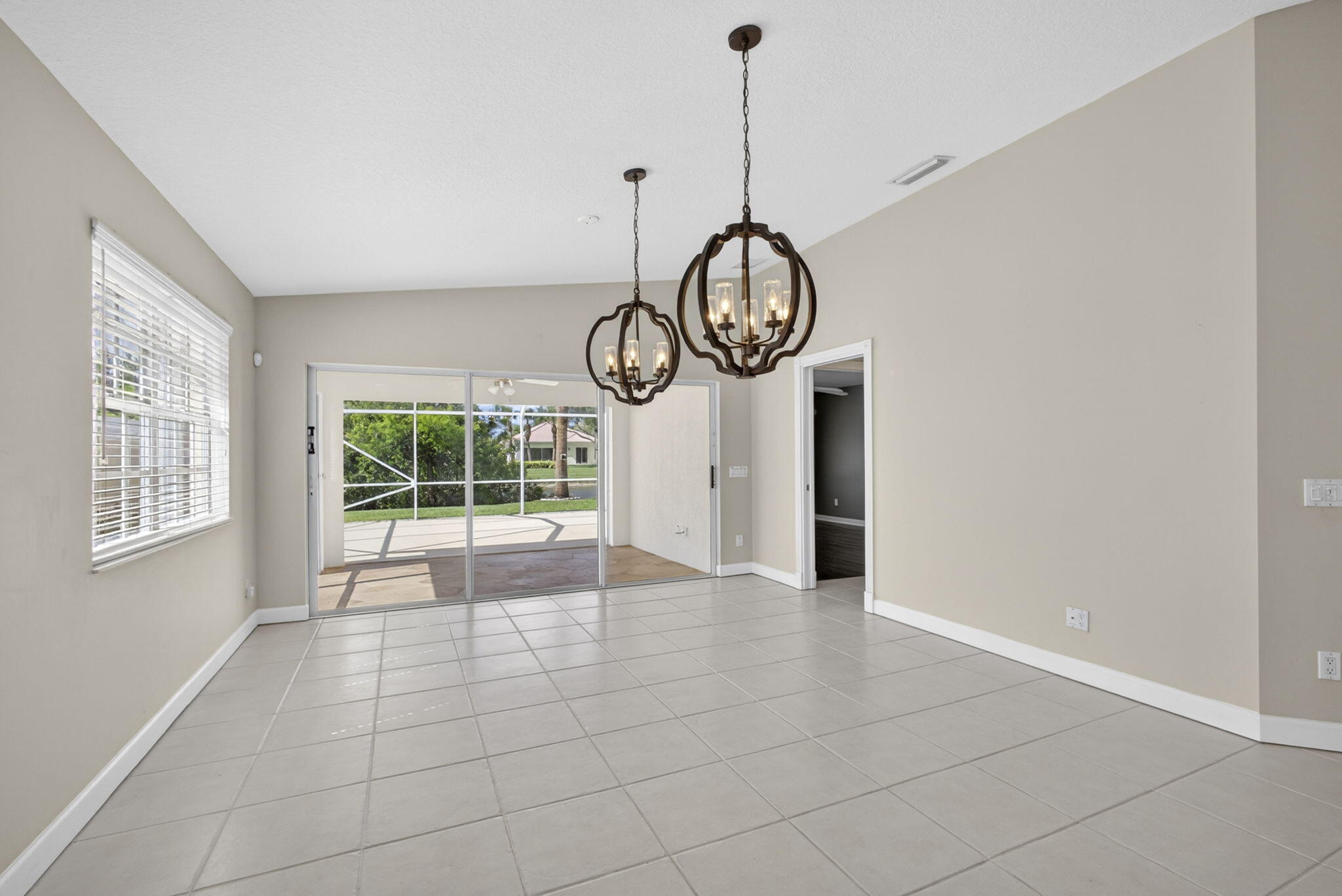 VILLAGEWALK OF WELLINGTON 3 - Residential
