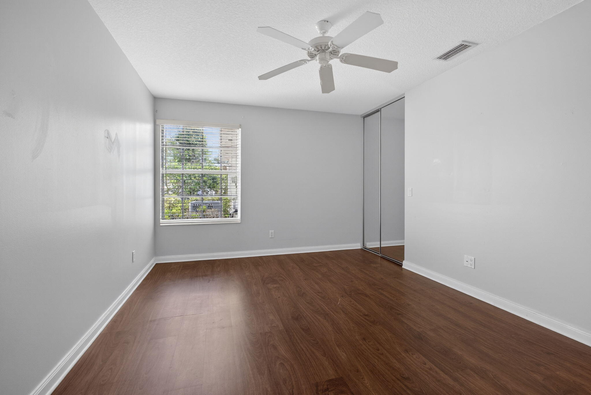 VILLAGEWALK OF WELLINGTON 3 - Residential