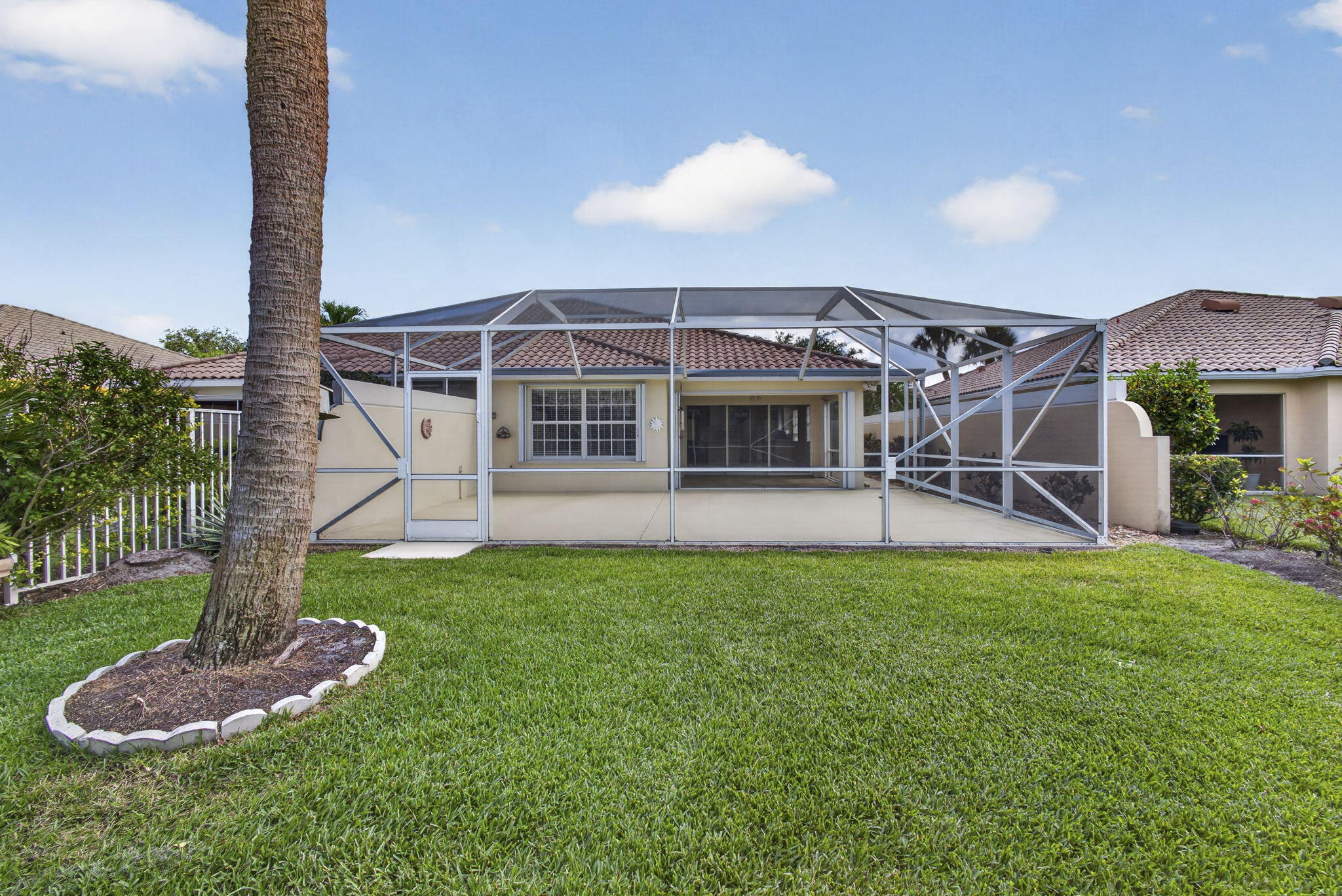 VILLAGEWALK OF WELLINGTON 3 - Residential