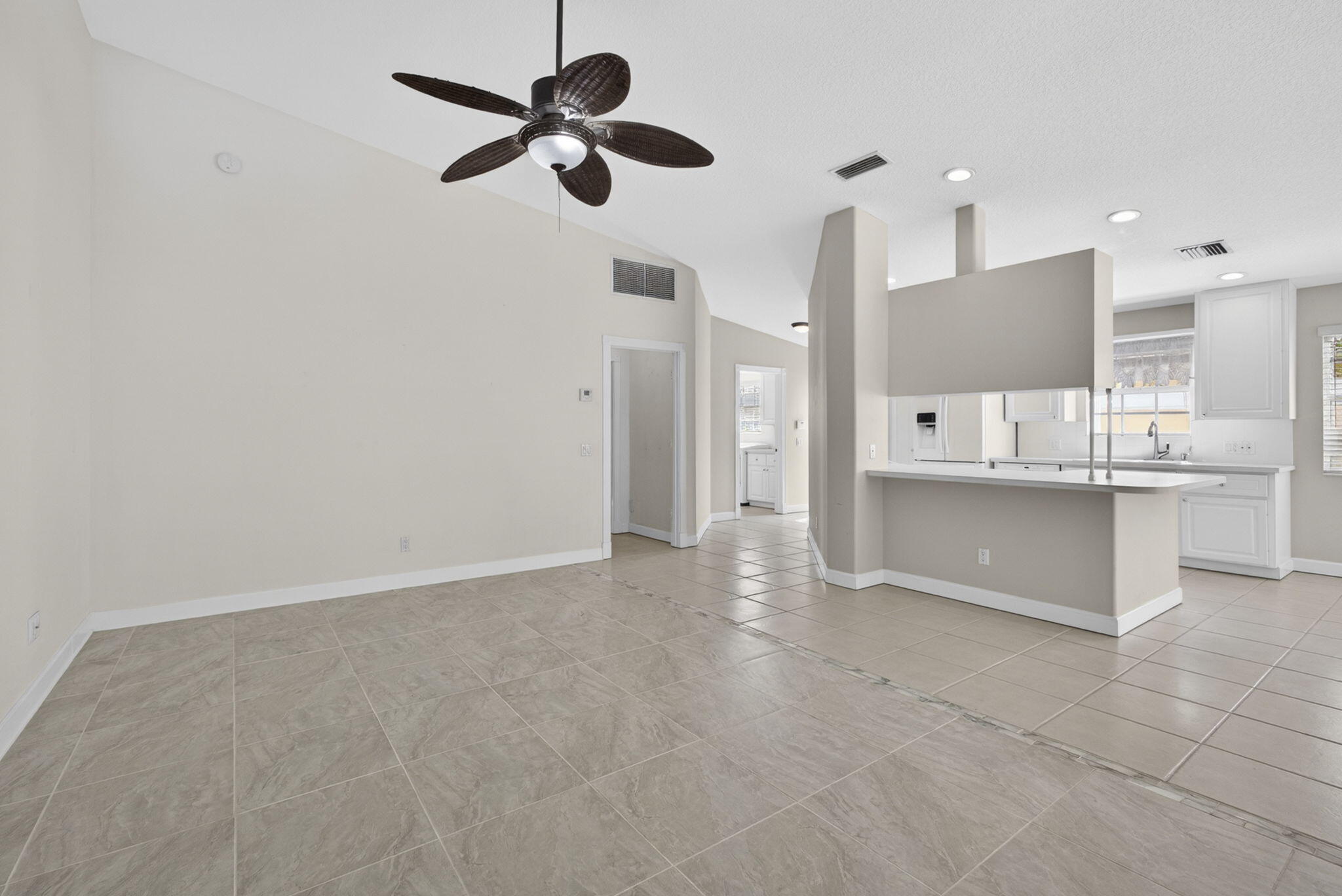 VILLAGEWALK OF WELLINGTON 3 - Residential