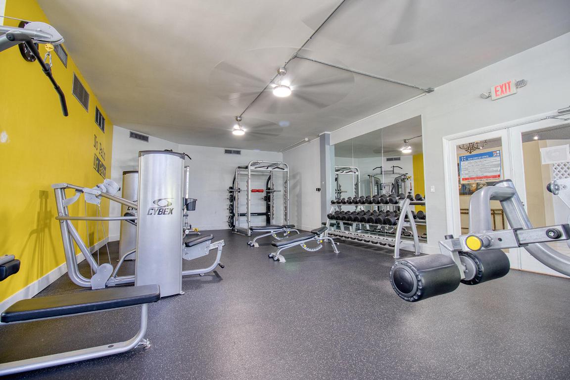 OCEANVIEW PARK CONDO - Residential Lease