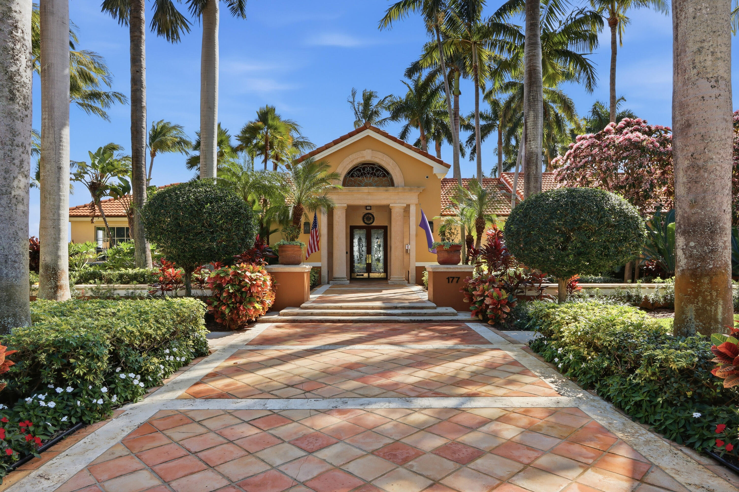 YACHT CLUB ON THE INTRACOASTAL CONDO - Residential