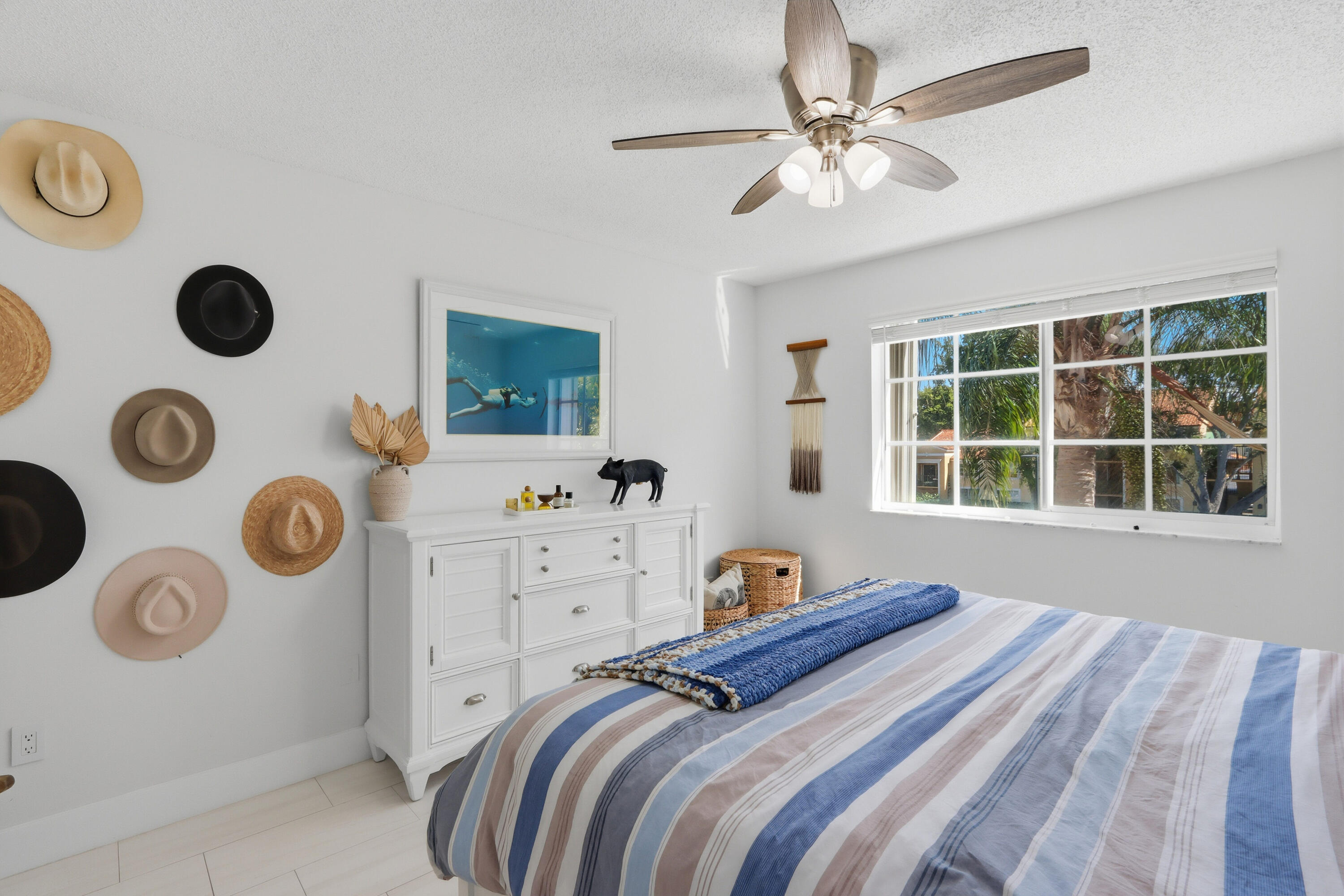 YACHT CLUB ON THE INTRACOASTAL CONDO - Residential