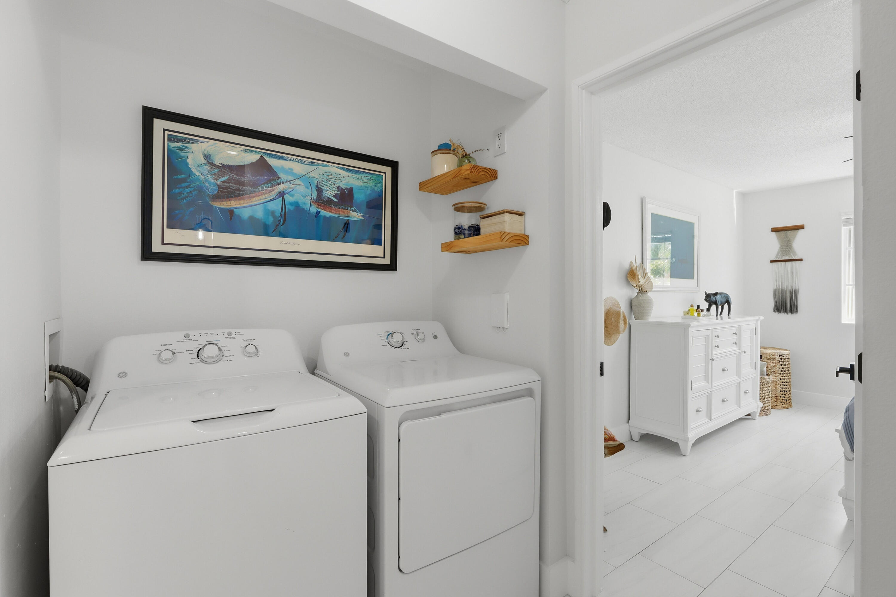 YACHT CLUB ON THE INTRACOASTAL CONDO - Residential