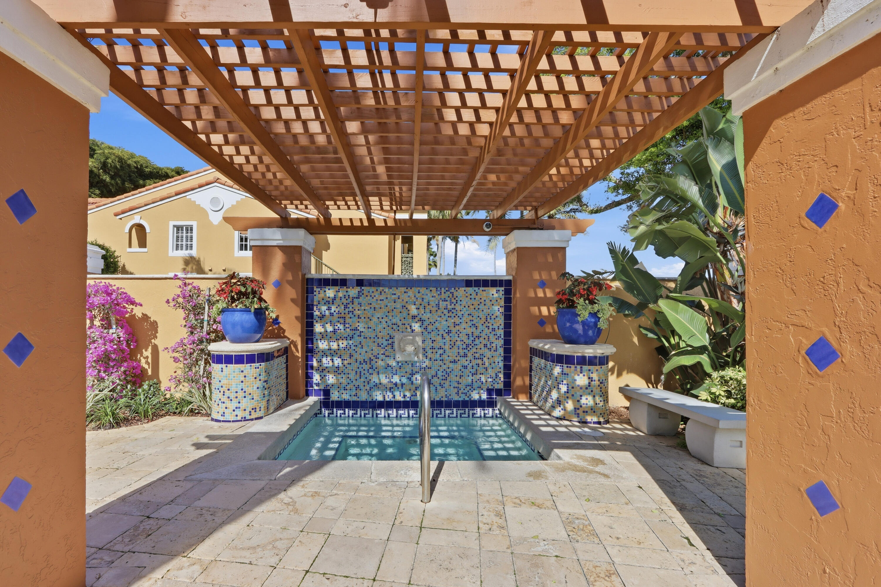 YACHT CLUB ON THE INTRACOASTAL CONDO - Residential