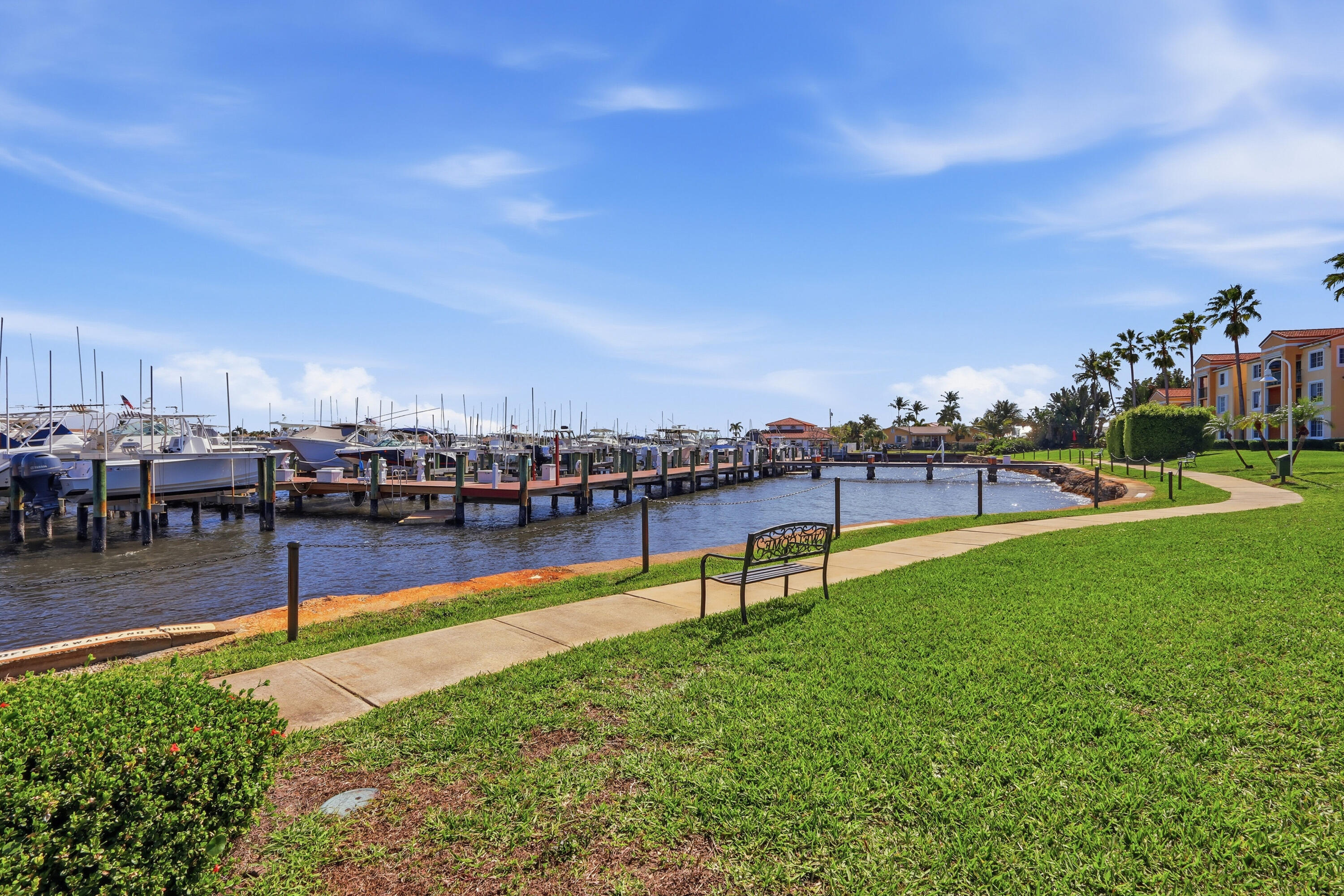YACHT CLUB ON THE INTRACOASTAL CONDO - Residential