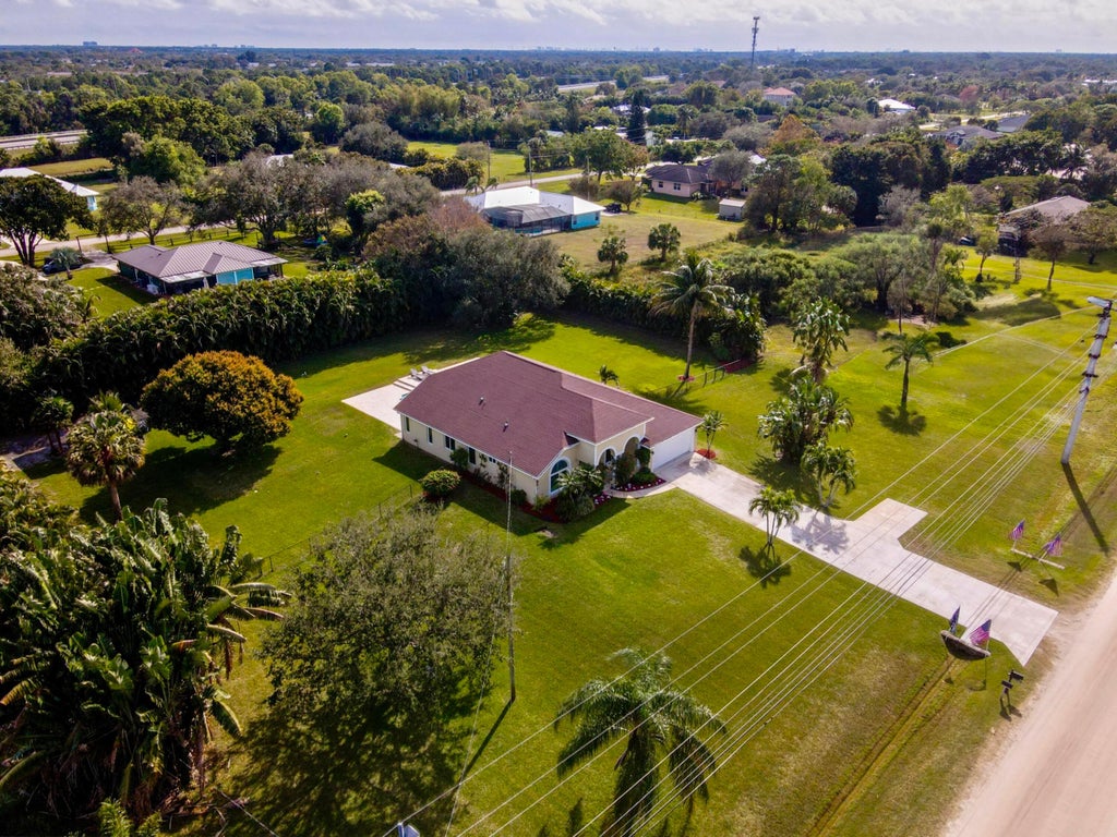 Photo of 16630 75th Avenue N, Palm Beach Gardens, FL 33418 (MLS # R11054094)