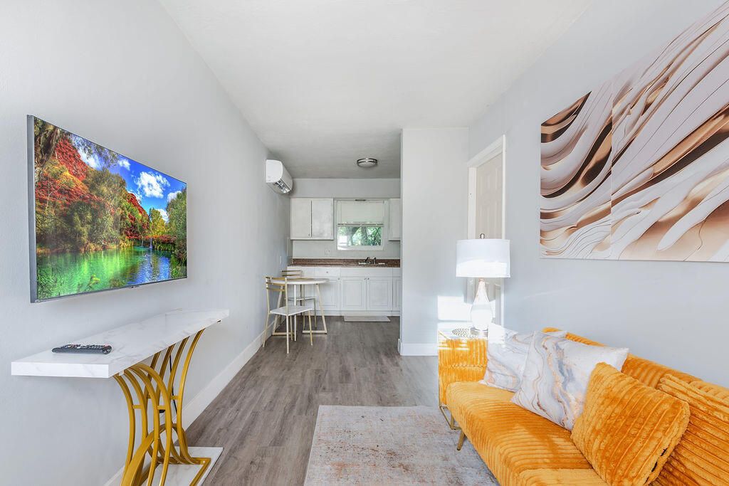 Photo of 1826 Sherman Street #11, Hollywood, FL 33020 (MLS # B26026218)