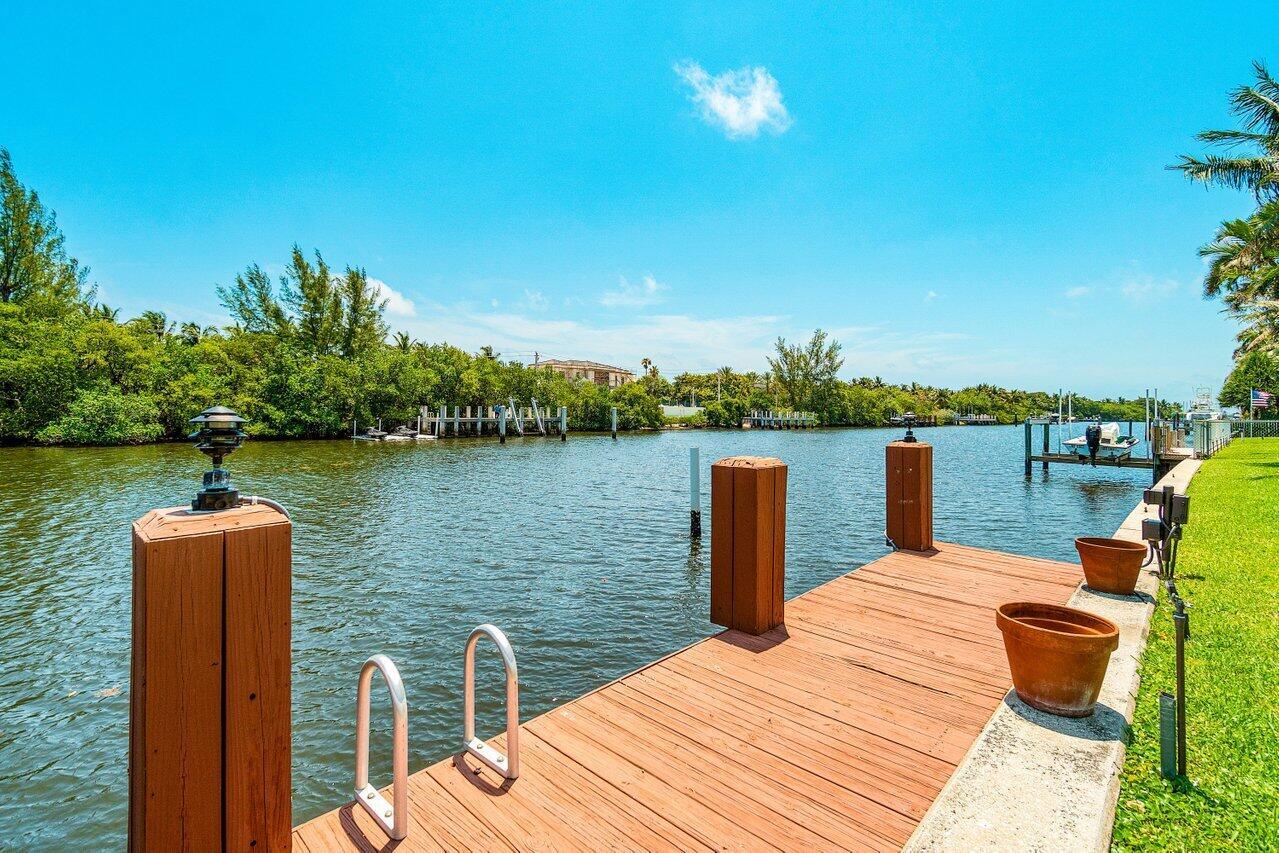 Point Manalapan 01 - Residential