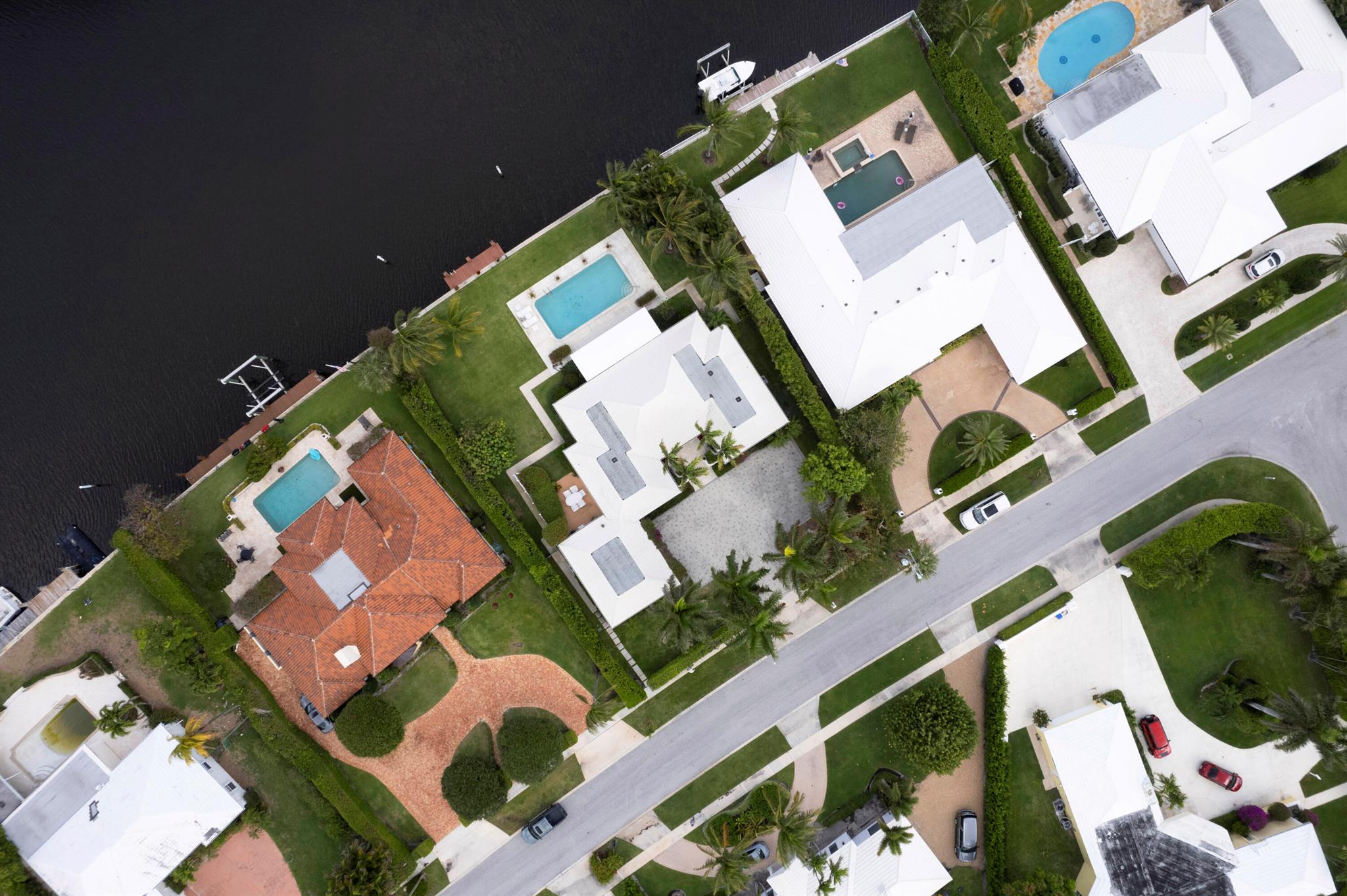 Point Manalapan 01 - Residential