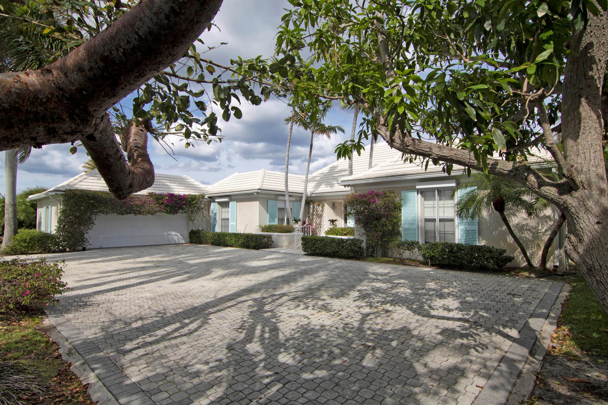 Point Manalapan 01 - Residential