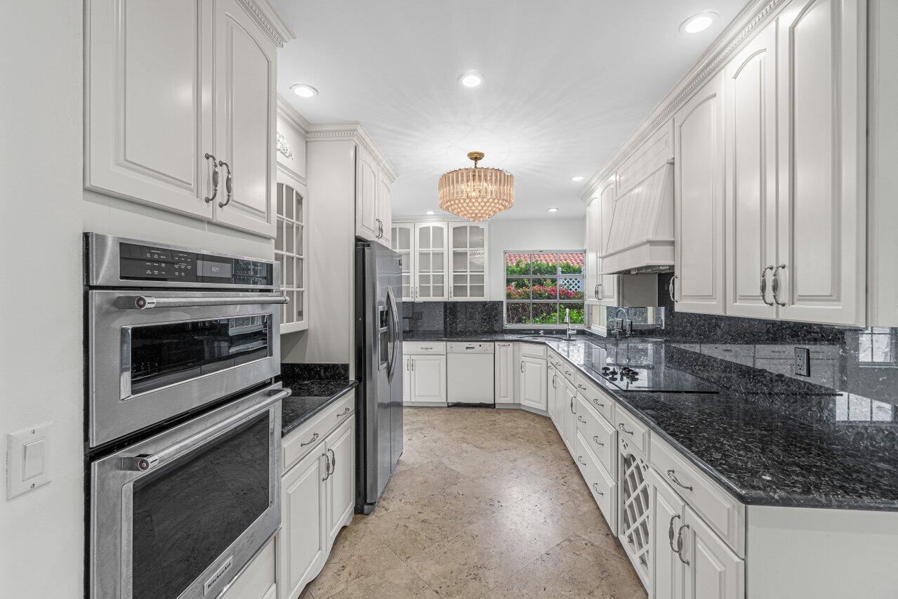 Point Manalapan 01 - Residential