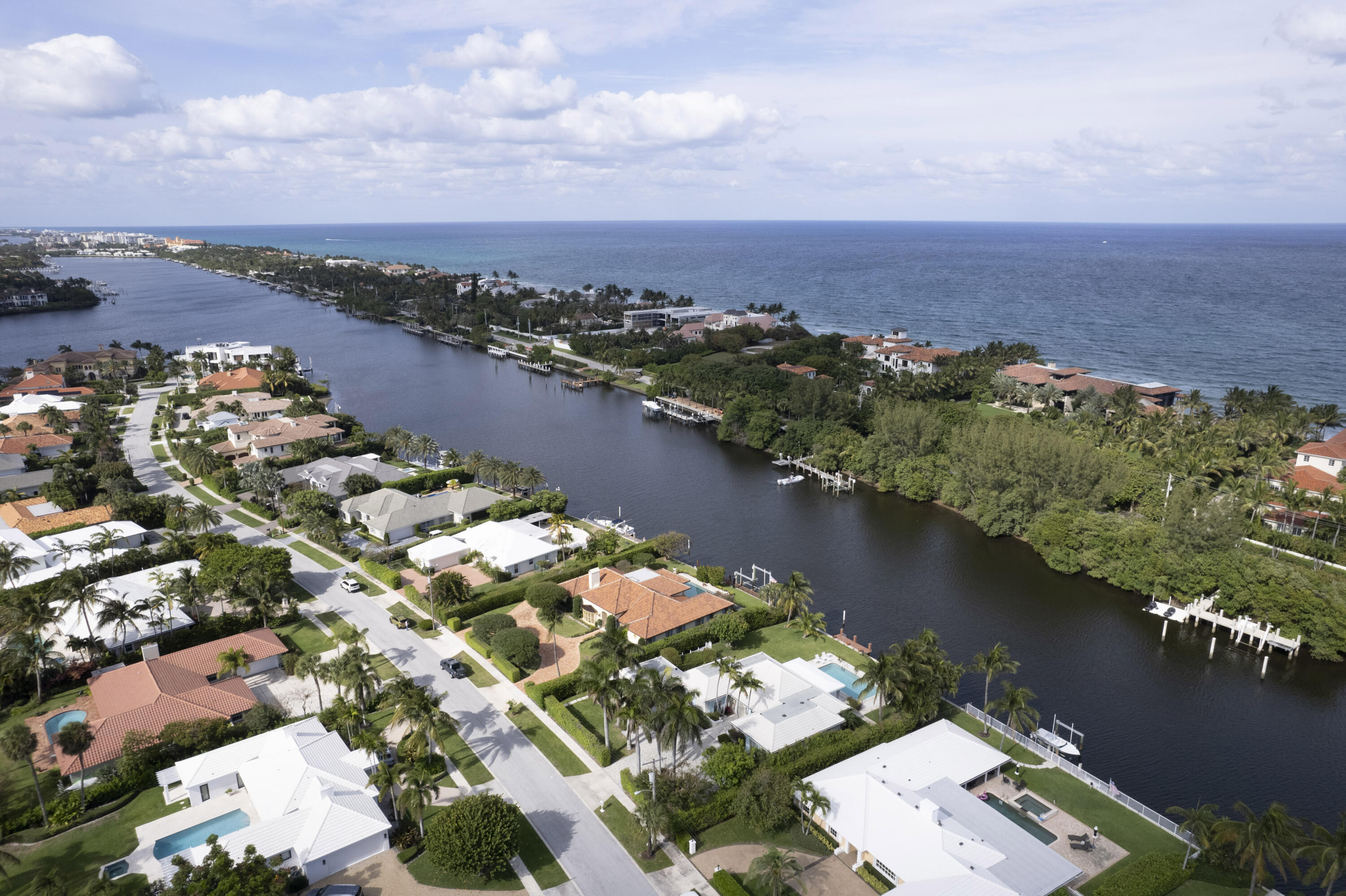 Point Manalapan 01 - Residential