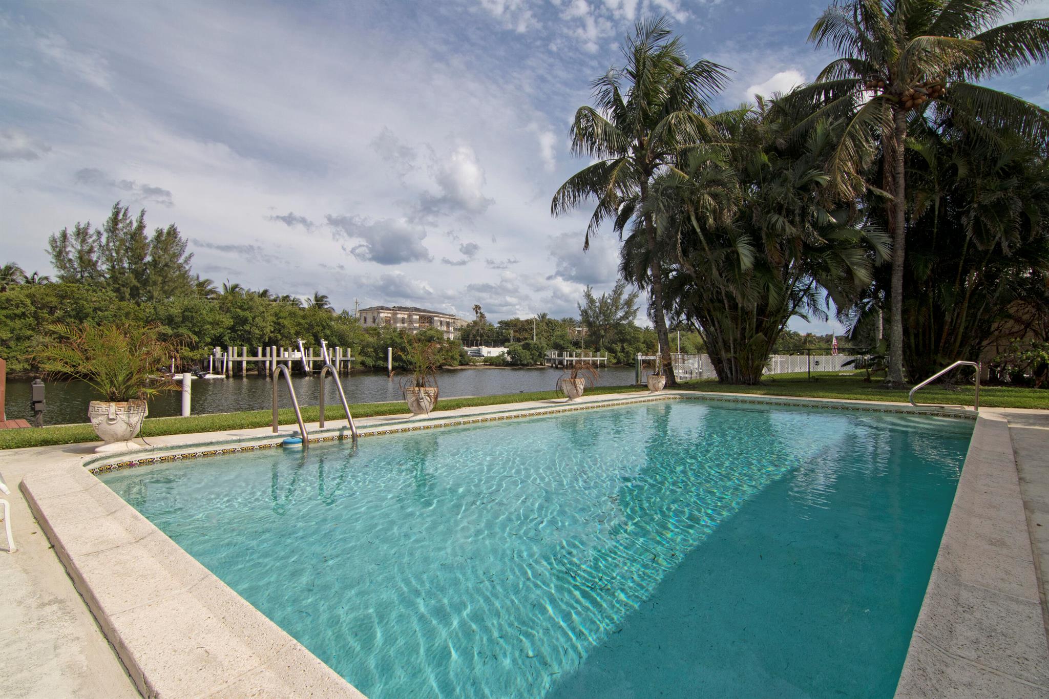 Point Manalapan 01 - Residential