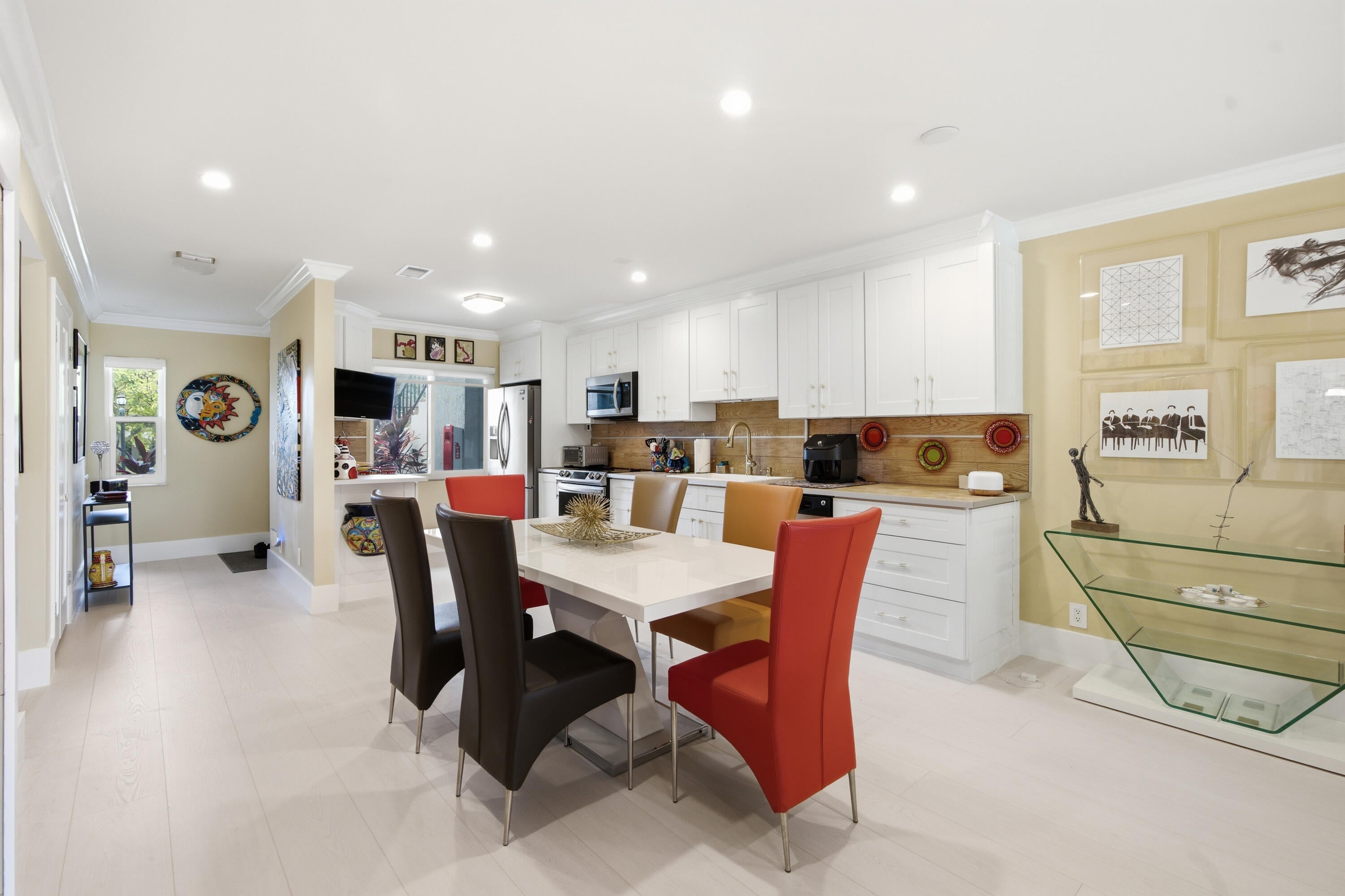 9232 Pecky Cypress Lane 2G