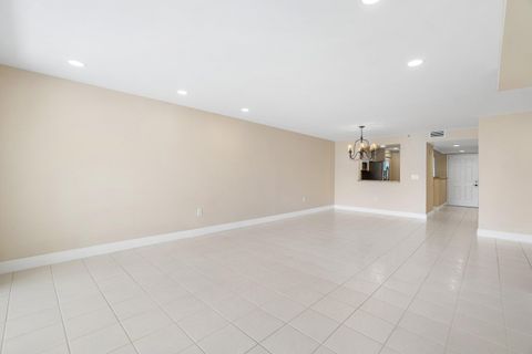 Tiny photo for 14096 Huntington Pointe Drive #106, Delray Beach, FL 33484 (MLS # B26034086)