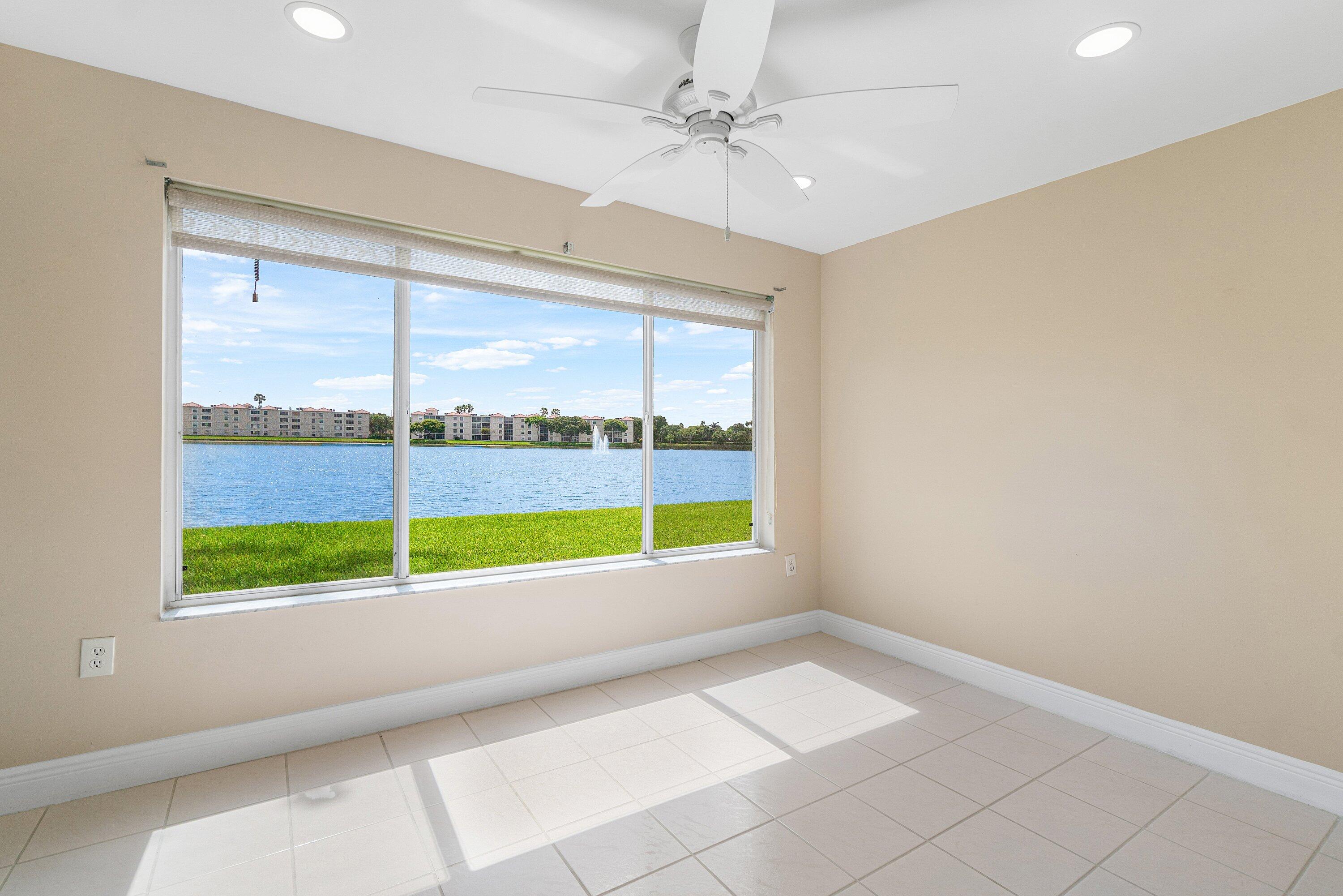 HUNTINGTON POINTE - Residential