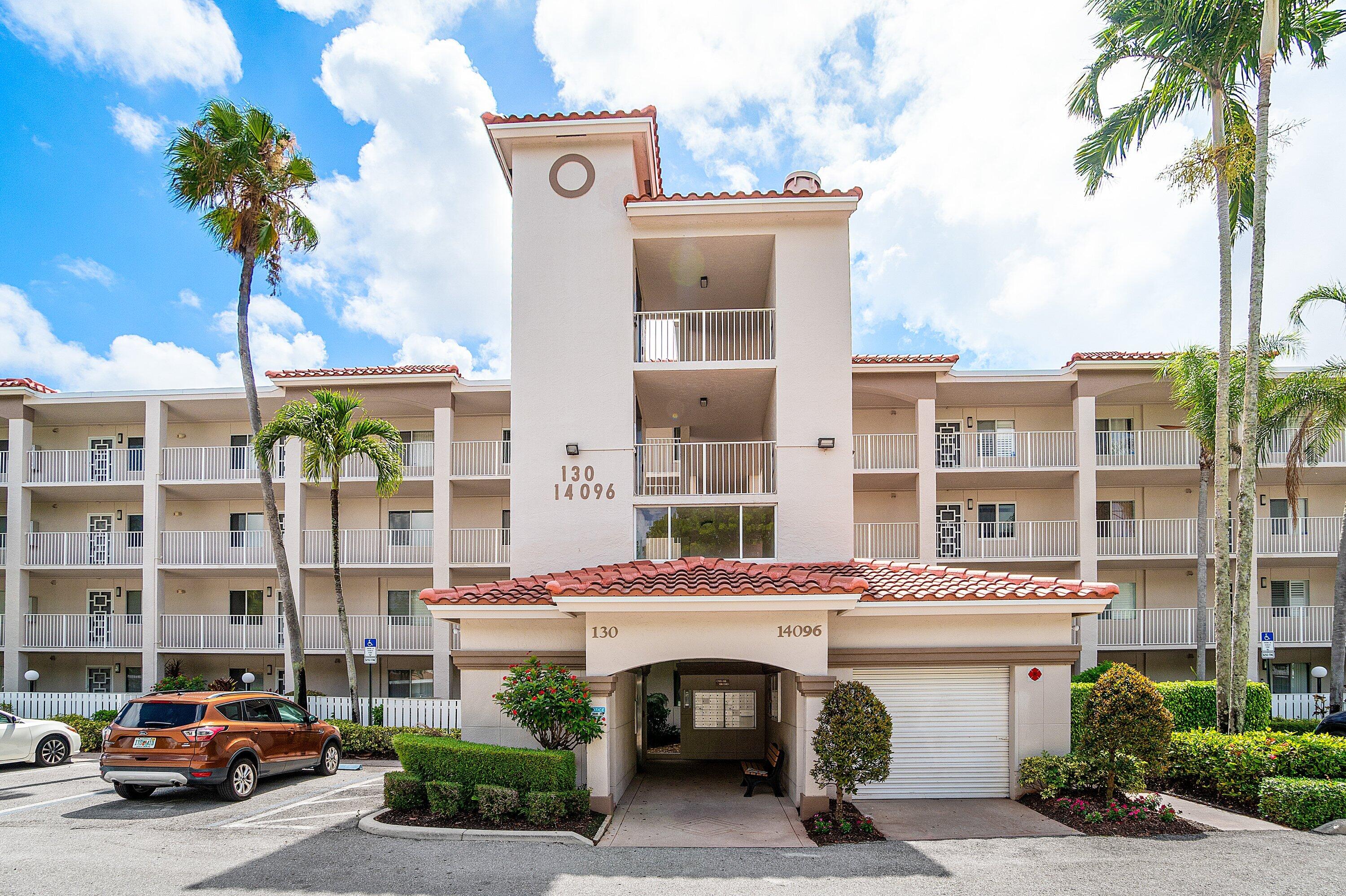 HUNTINGTON POINTE - Residential