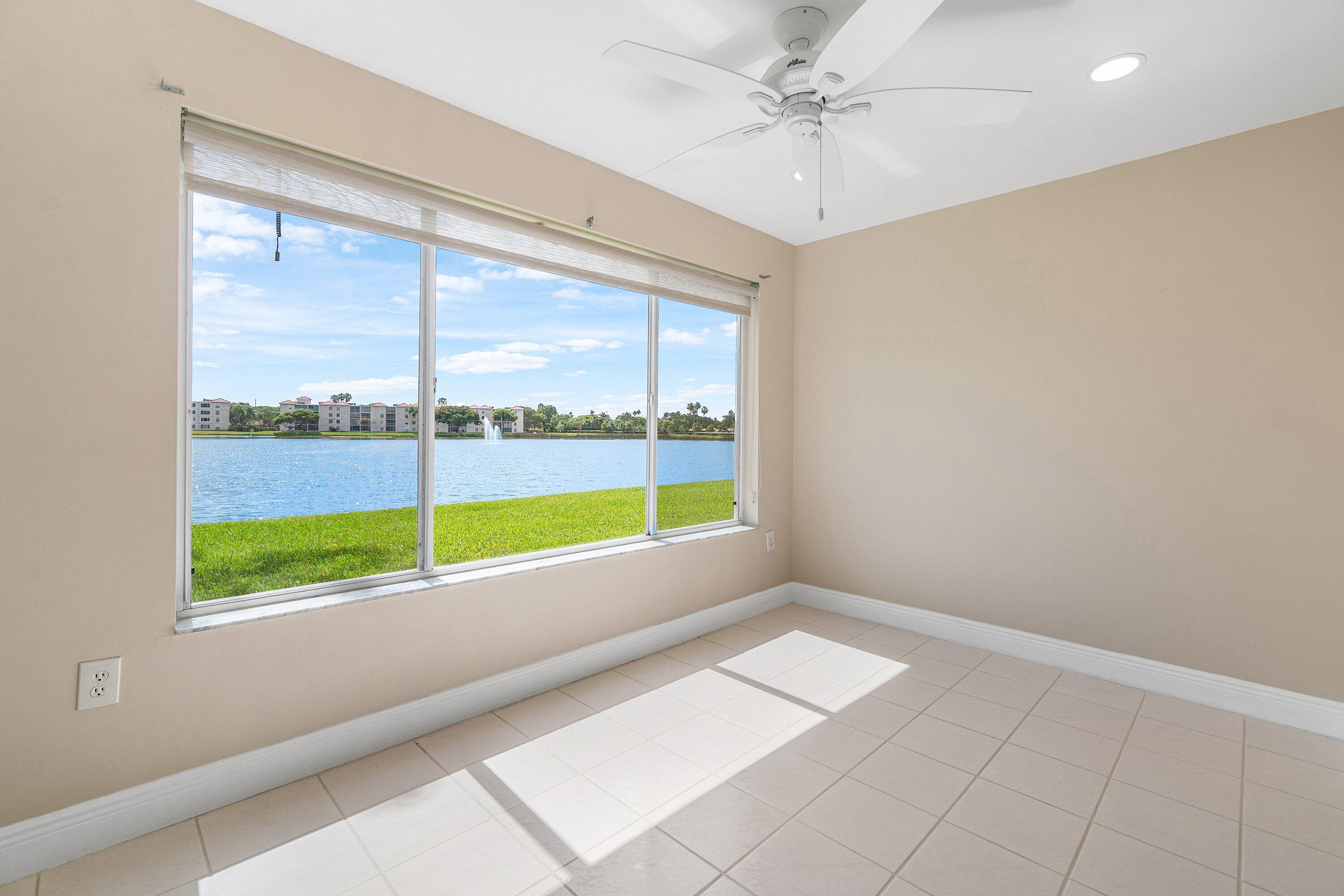 HUNTINGTON POINTE - Residential