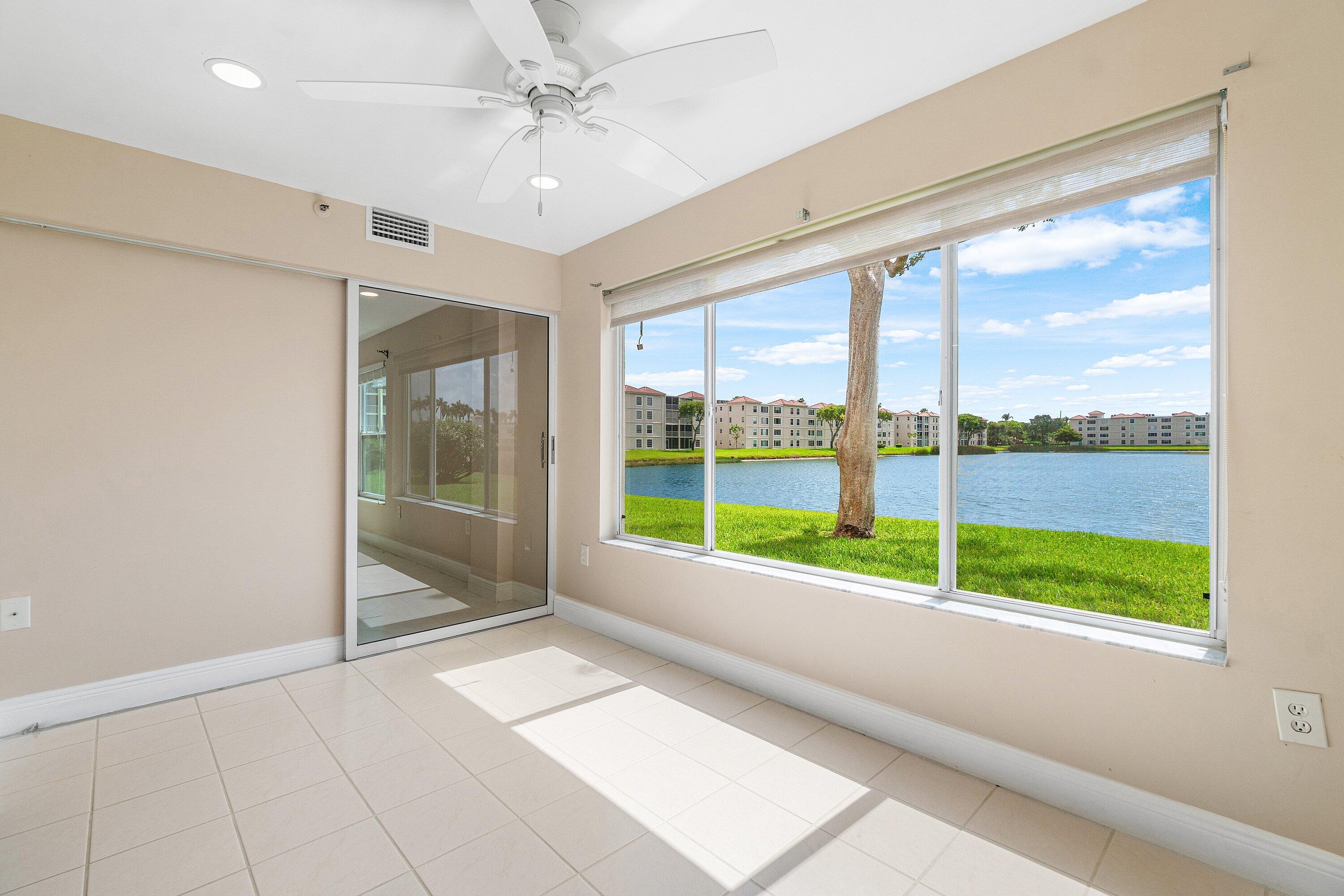 HUNTINGTON POINTE - Residential