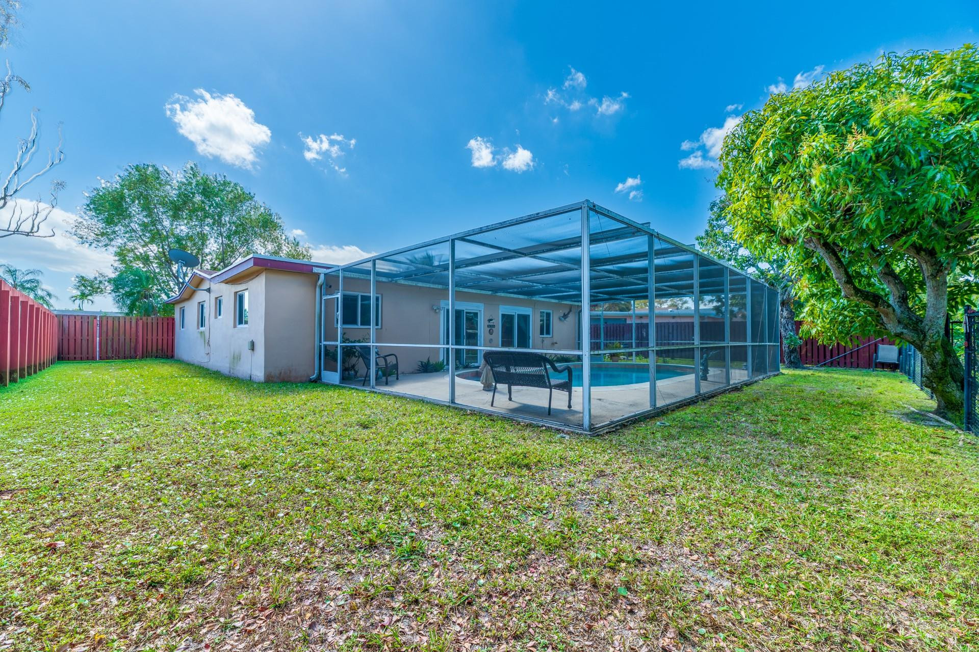 Oriole-Margate Sec Two - Residential