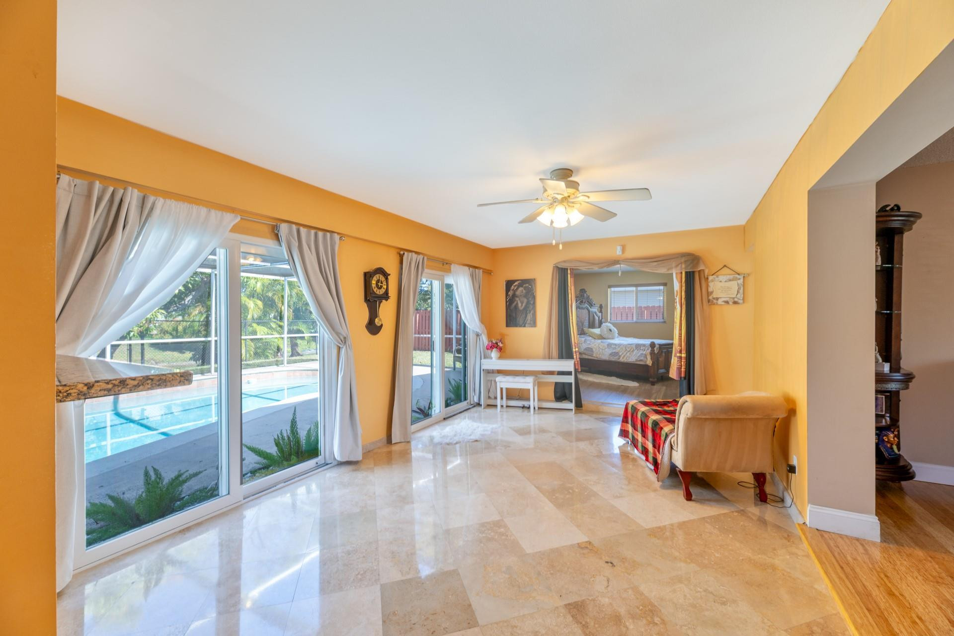 Oriole-Margate Sec Two - Residential