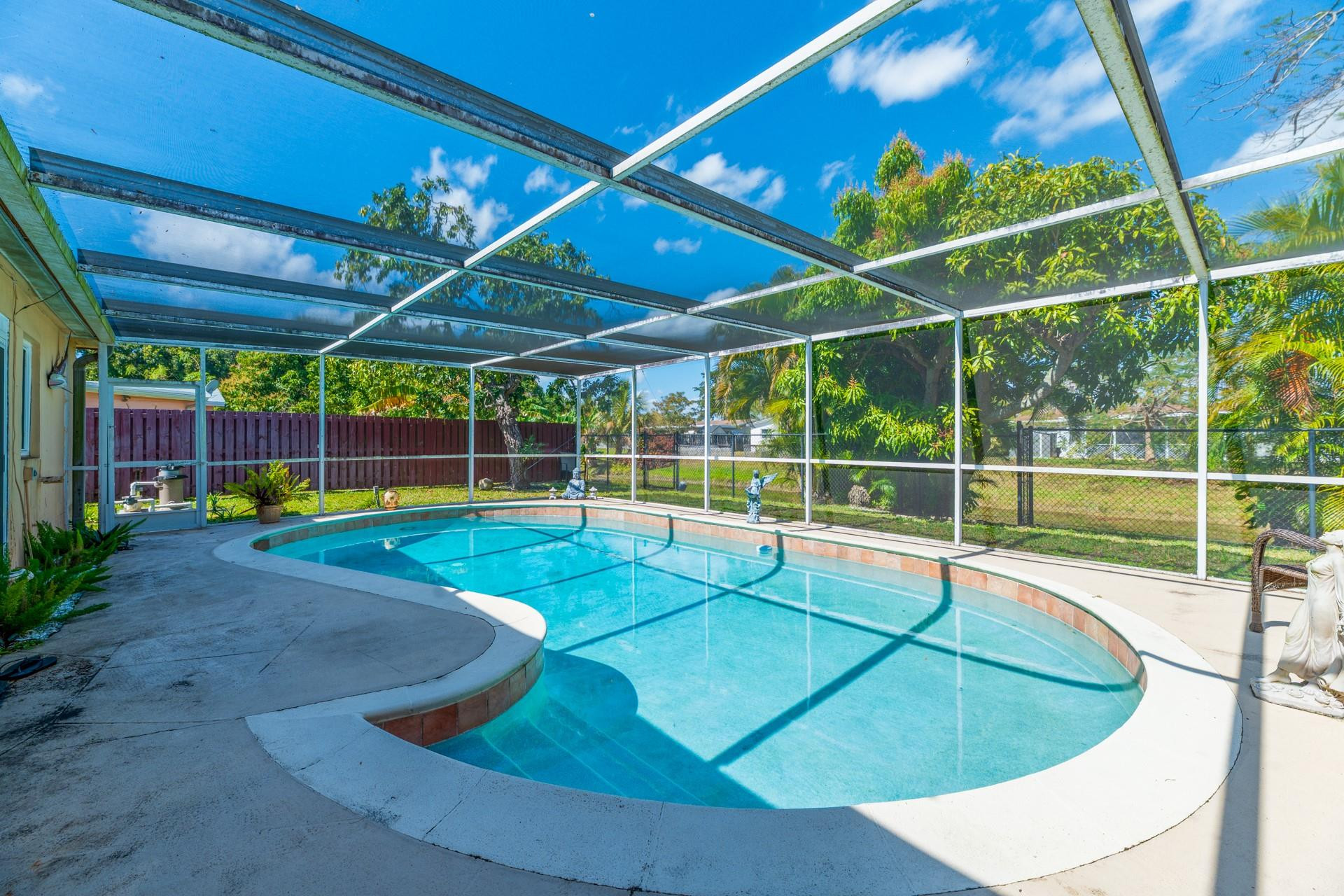 Oriole-Margate Sec Two - Residential