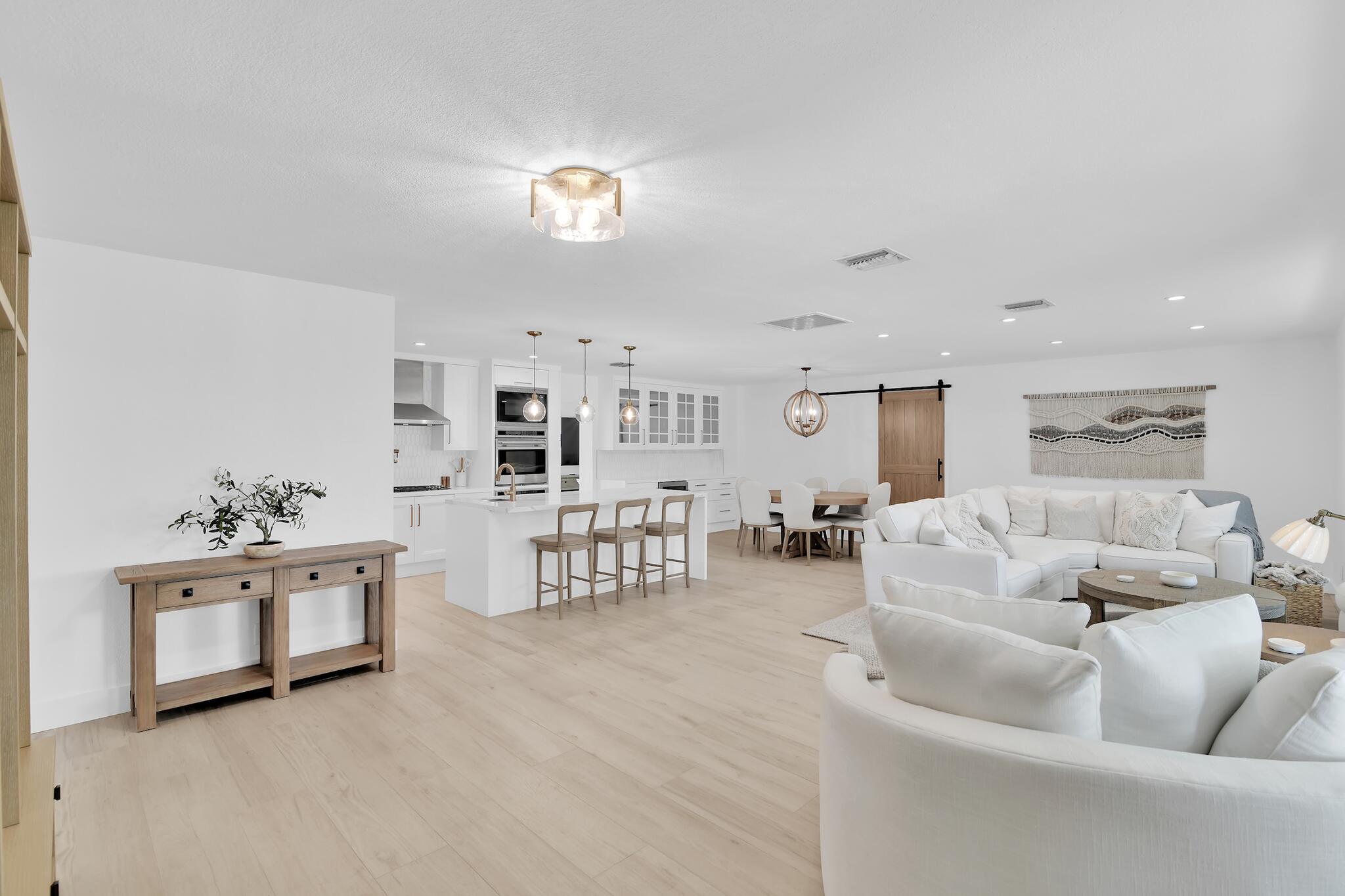 TRADE WINDS ESTATES FIRST ADD - Residential Lease